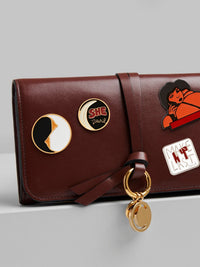 Portefeuille long à rabats Alphabet en cuir - Copper Brown