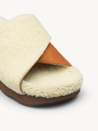 Mules Wavy en cuir - Luminous Ochre