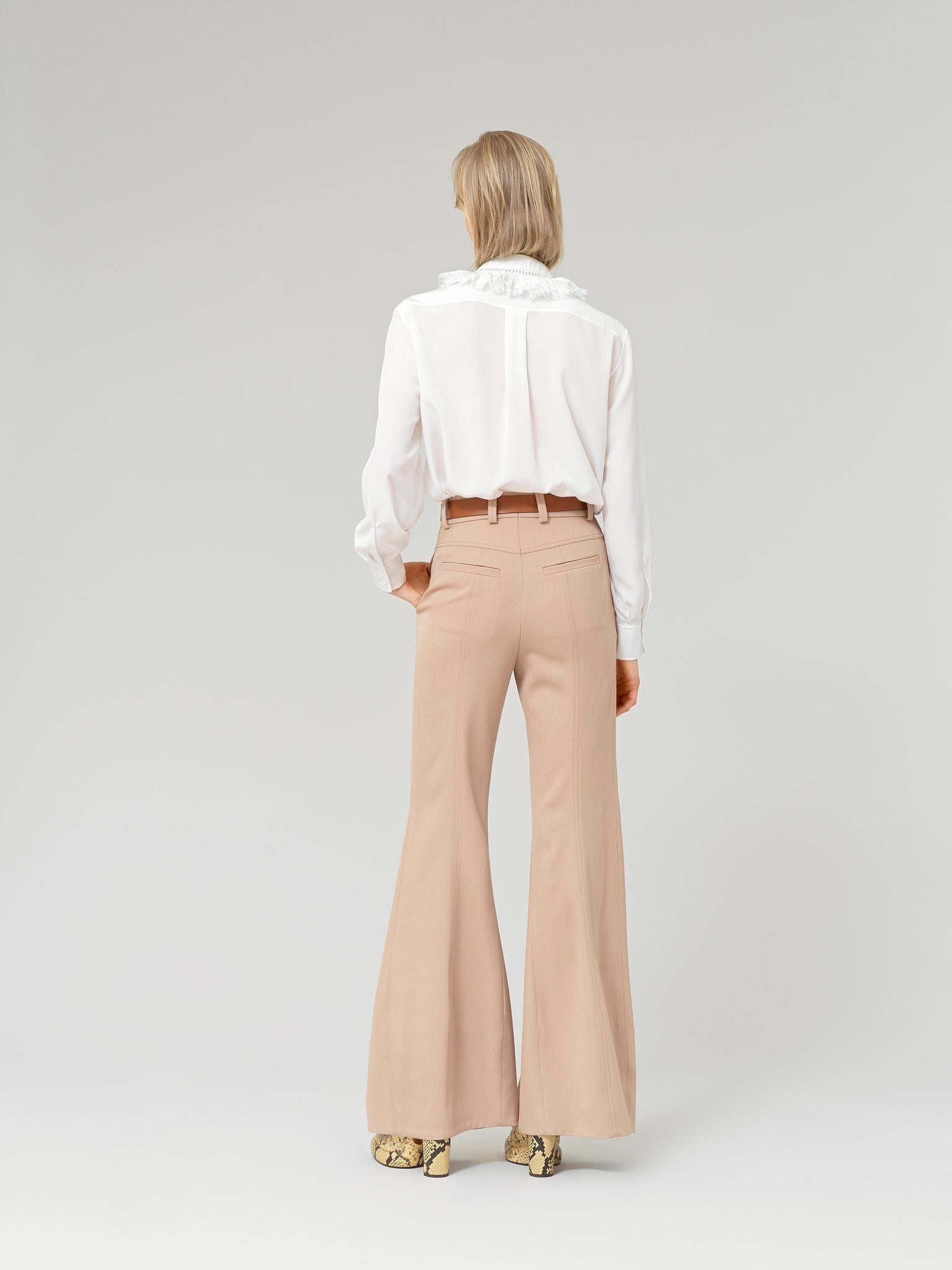 Chemise à collerette en soie - White
