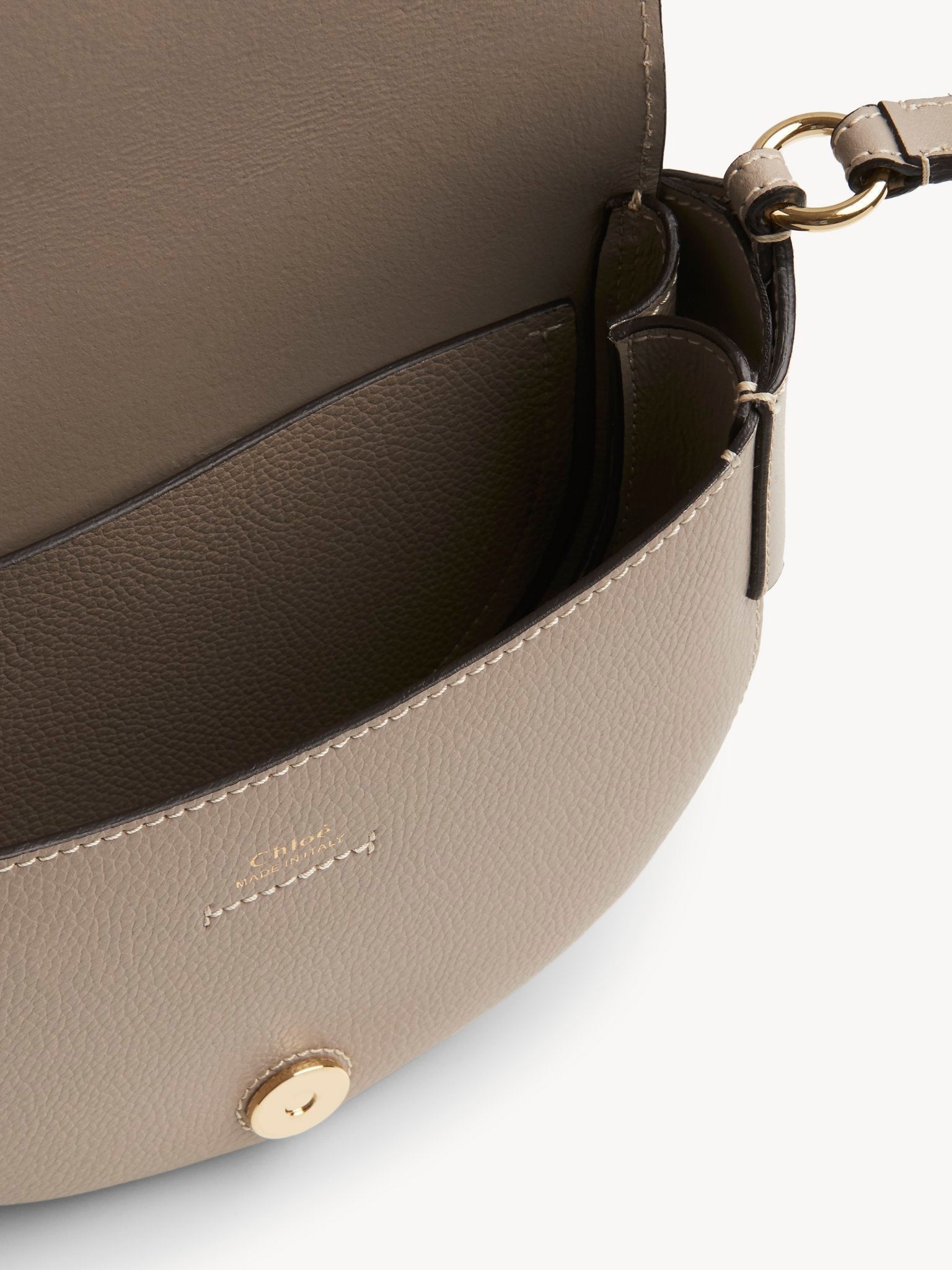 Petit sac porté épaule Darryl en cuir - Motty Grey
