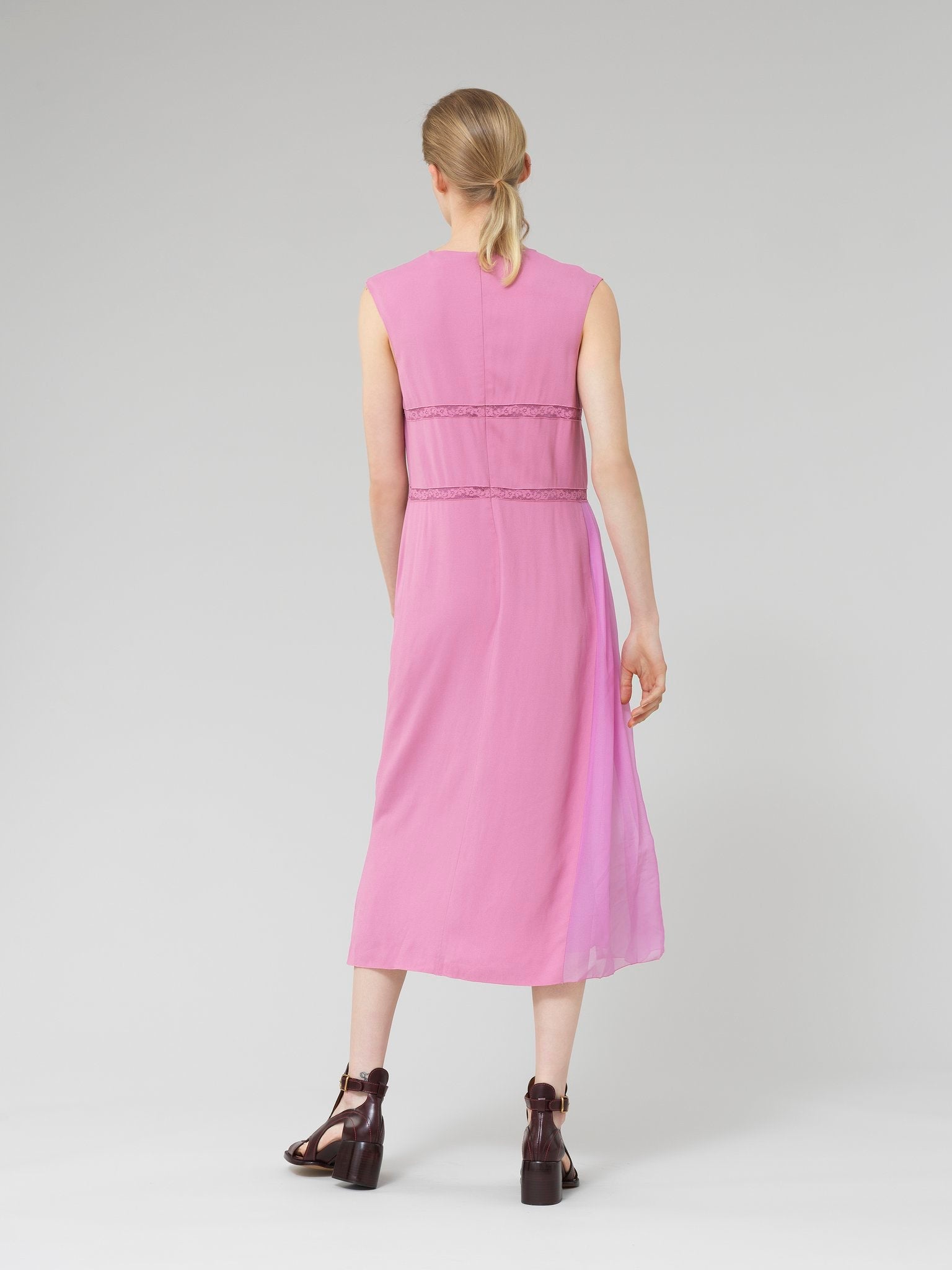 Robe sans manches brodée en dentelle - Velvety Pink