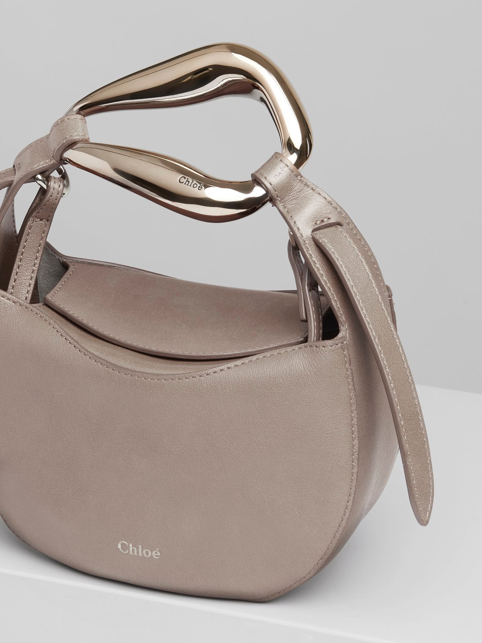Petit sac Kiss en cuir - Motty Grey