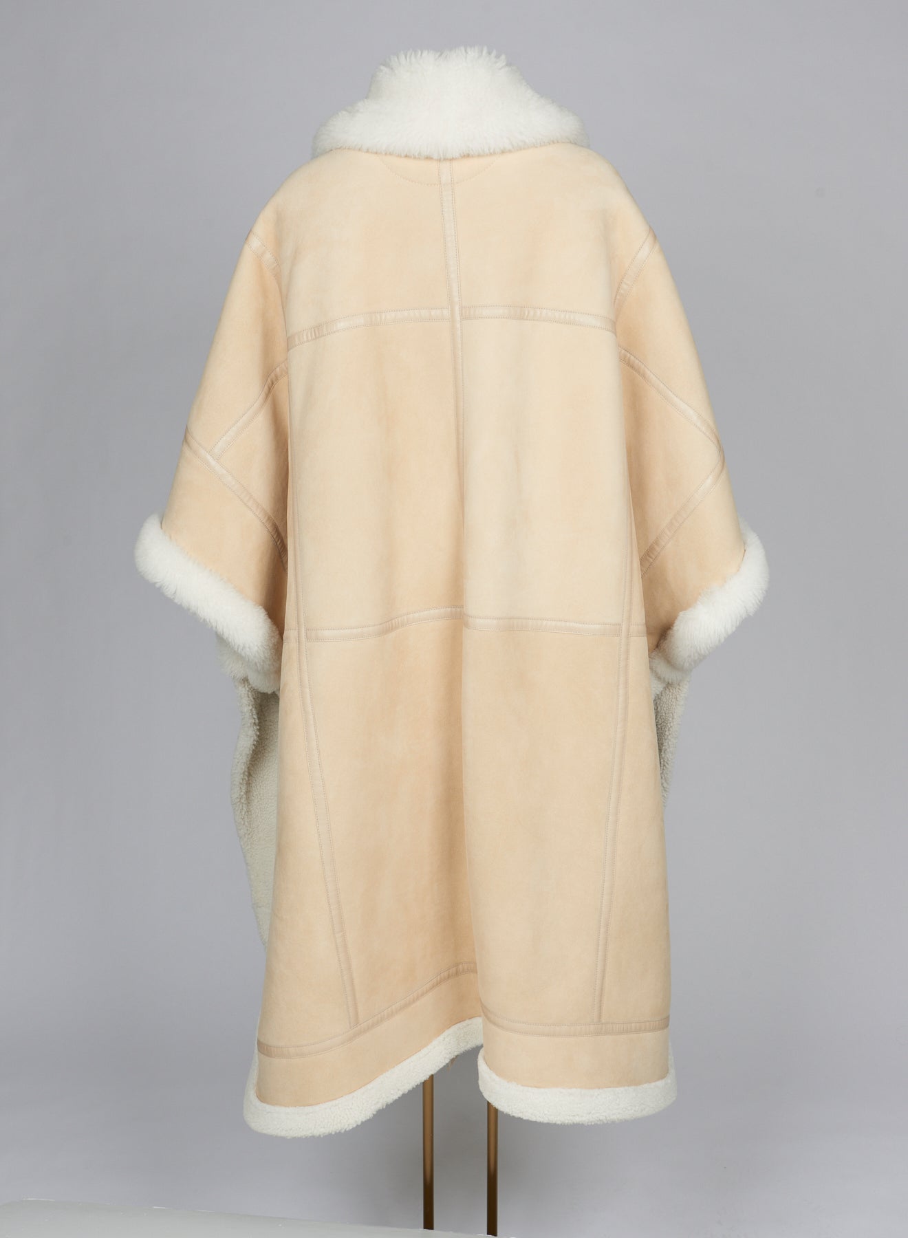 Manteau en peau de mouton mérinos en daim - Bois Beige