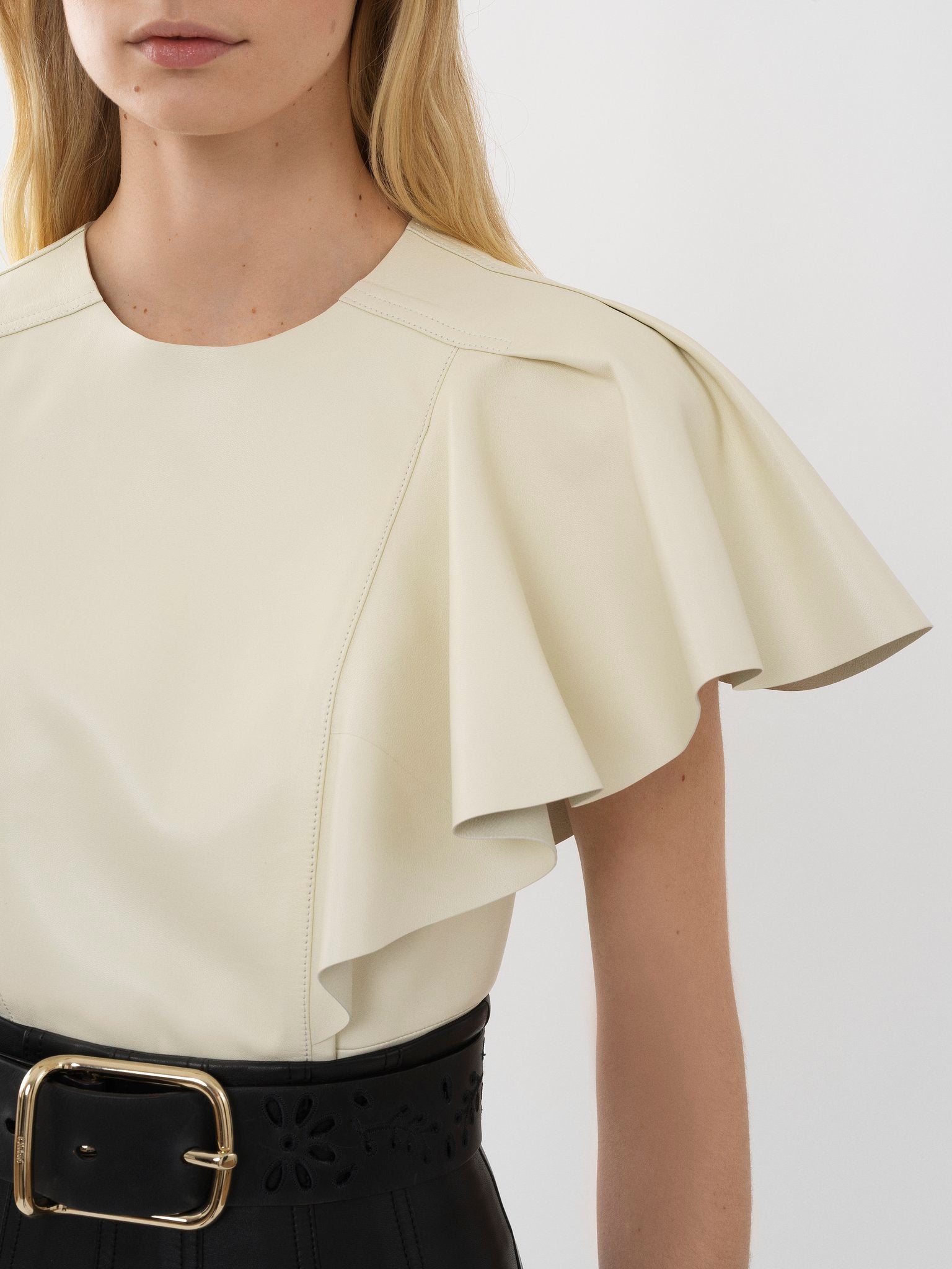 Top volanté en cuir - Confident White