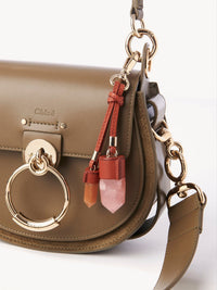 Bijou de sac Jemma en laiton - Pink & Red