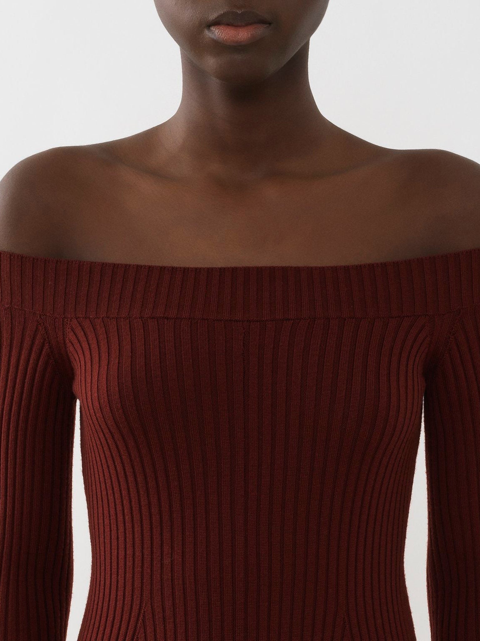 Robe épaules nues en laine - Dawn Red