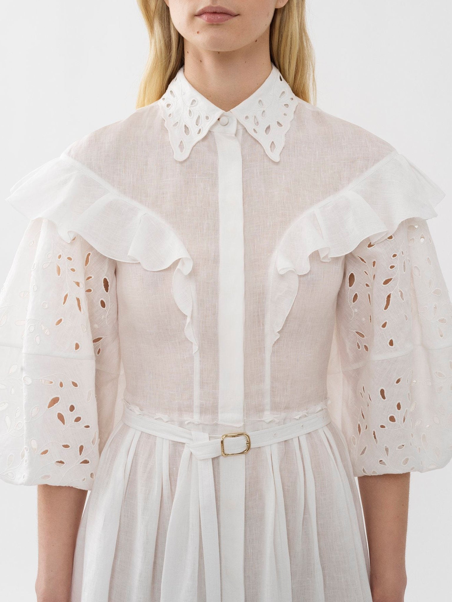 Robe chemise volantée en lin - Iconic Milk