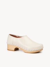 Sabots iconique Joy en cuir - Foggy Ivory