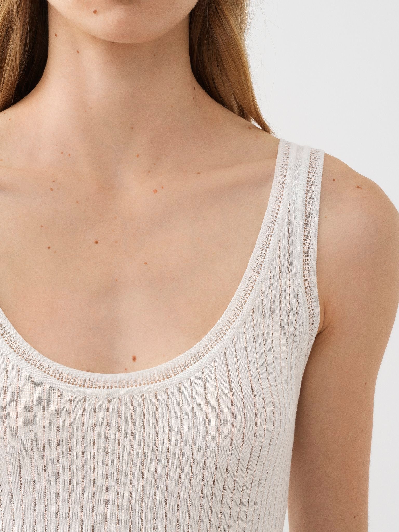 Top sans manches en soie - Iconic Milk