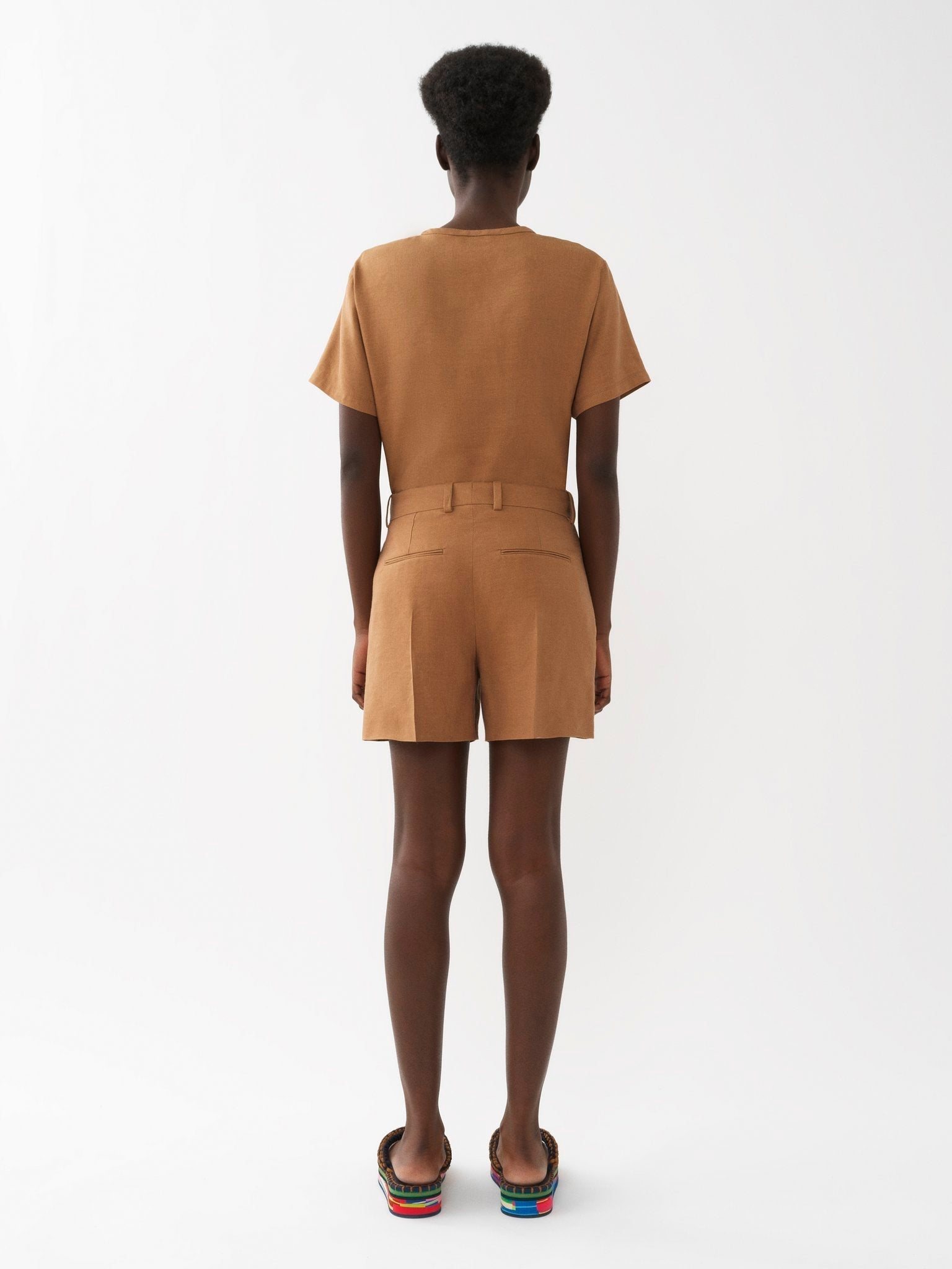 Short costume plis masculins en lin - Mustard Brown