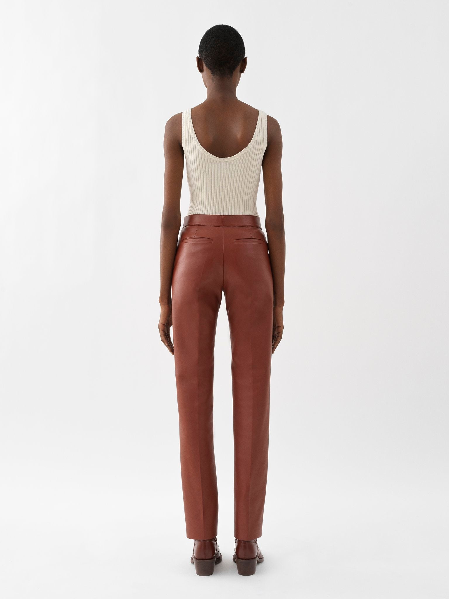Pantalon cigarette en cuir - Intense Brown