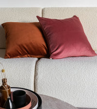 Coussin Carino en velours côtelé - Rose