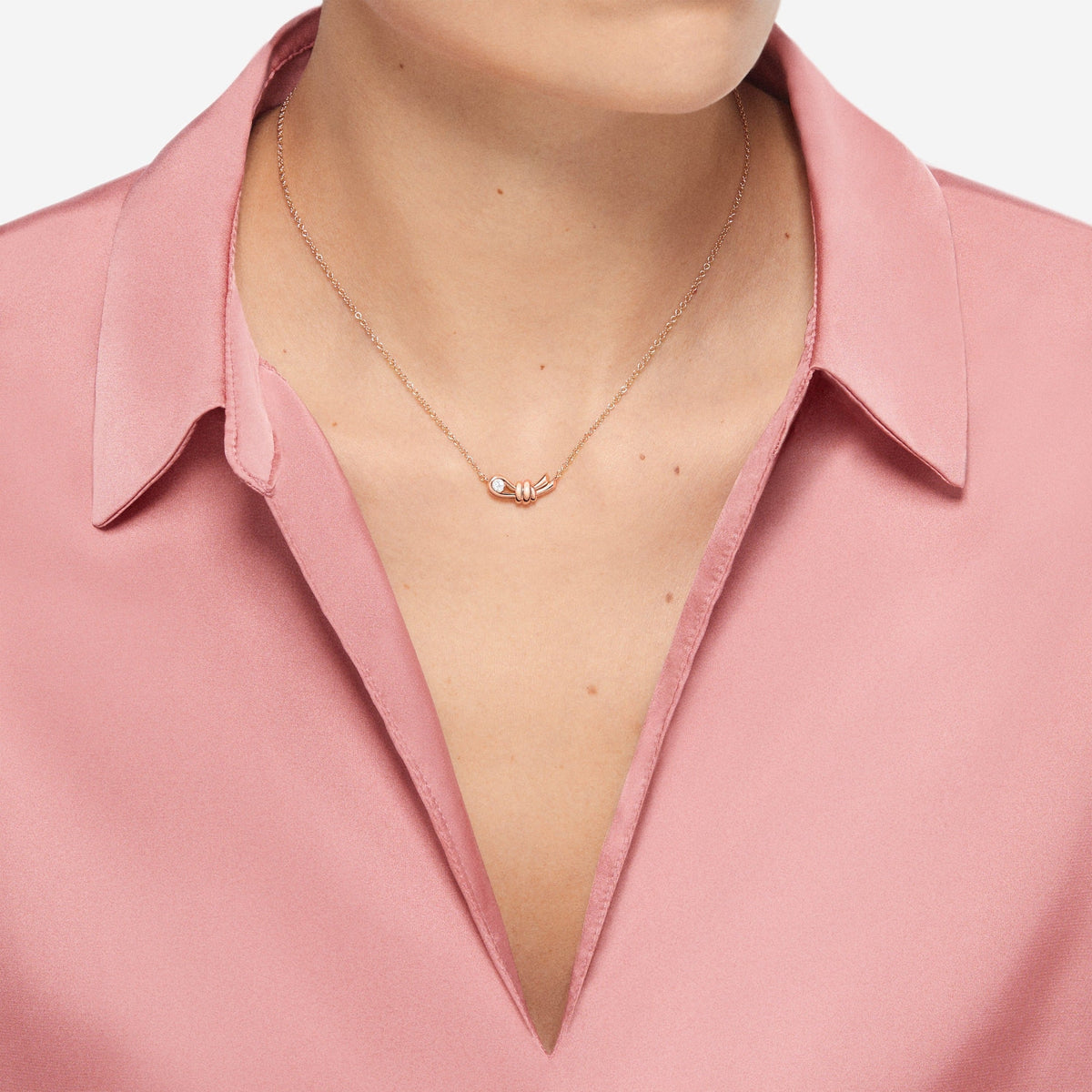 Nodo rose gold & diamond Necklace - Rose Gold