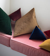 Coussin Divino en velours - Bleu marine