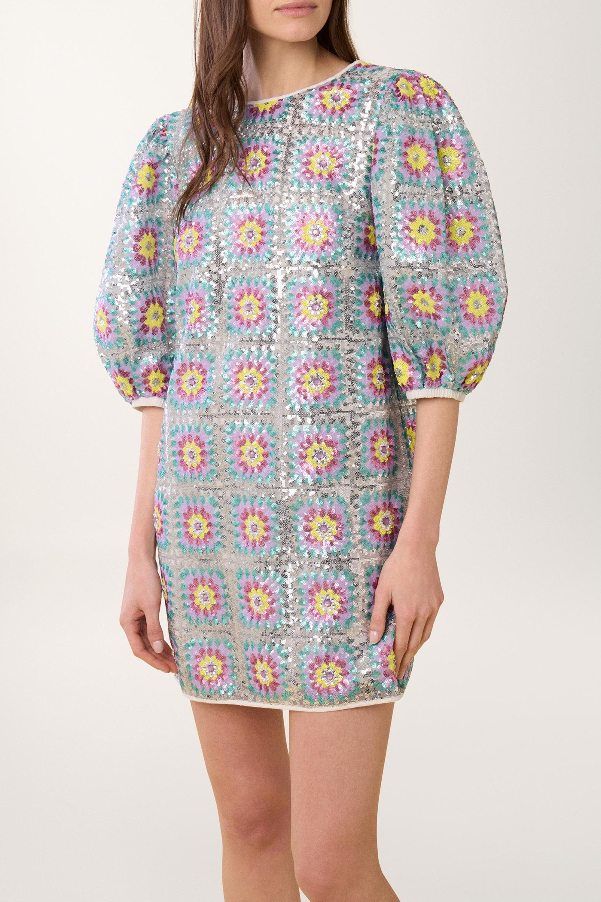 Robe courte à paillettes - Multicolore