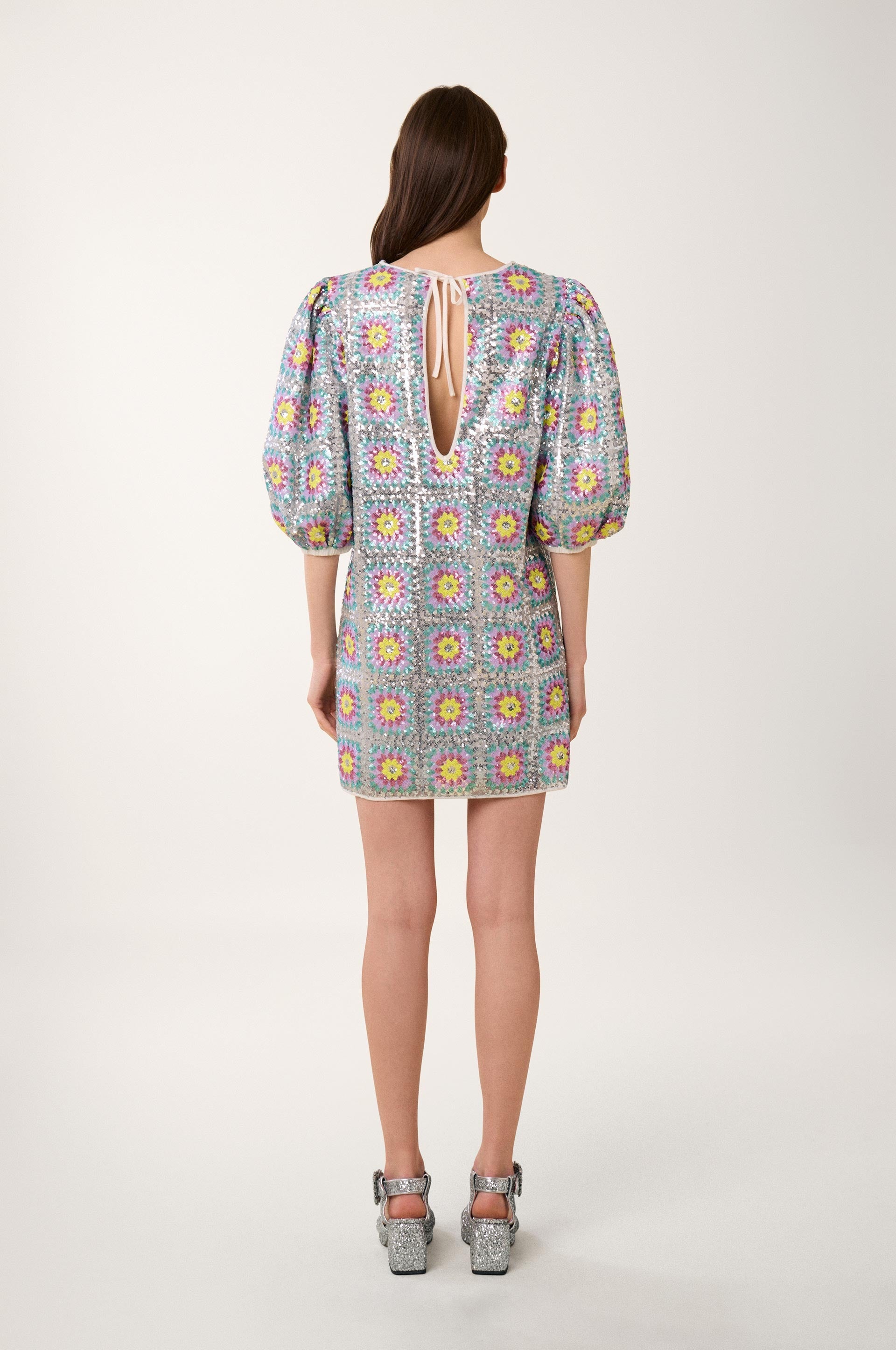 Robe courte à paillettes - Multicolore