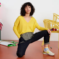 Pull à col V oversize extra fin en cachemire - Summer Yellow