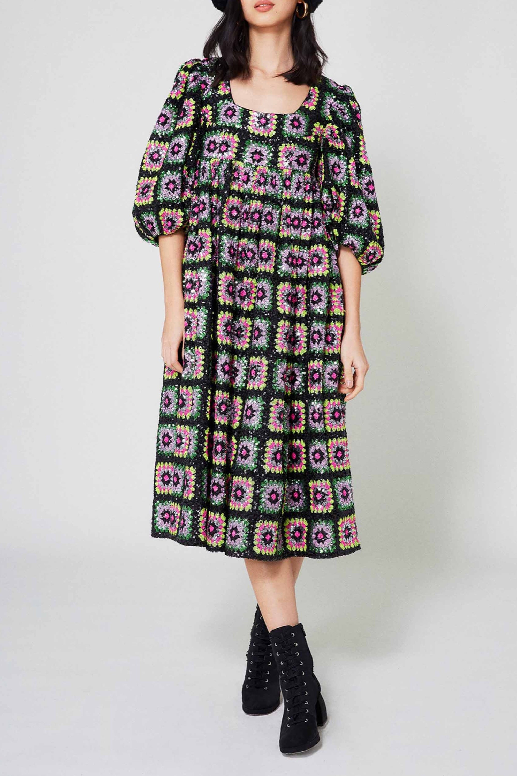 Robe en crochet à paillettes - Marron