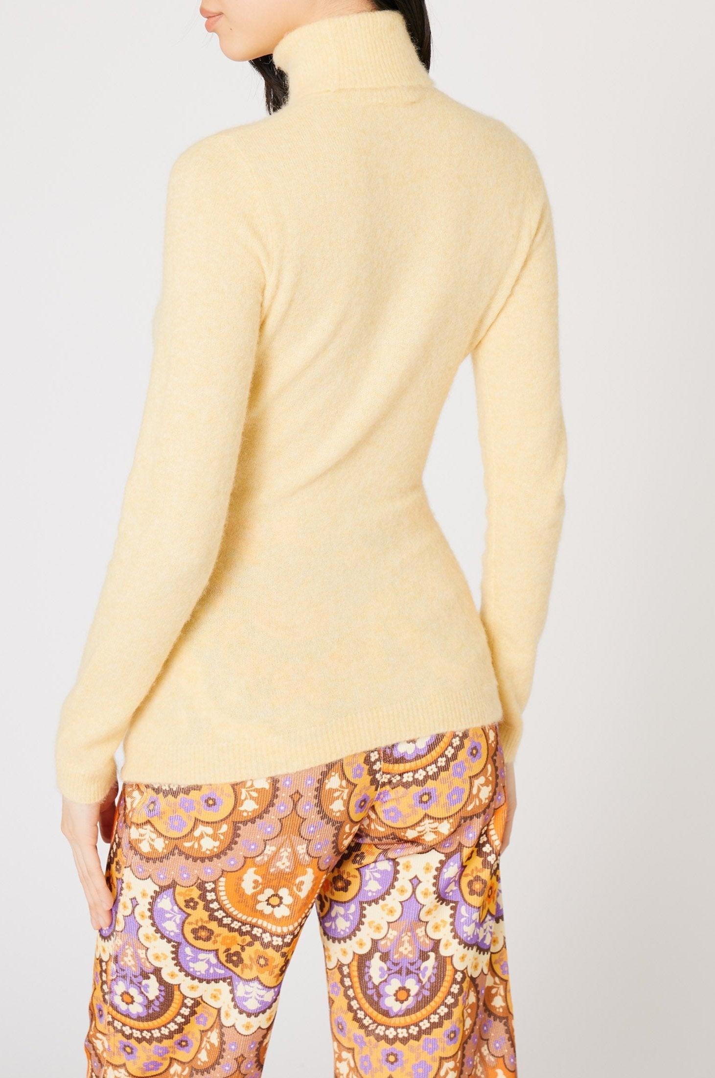 Pull col roulé Doudou en alpaga - Jaune