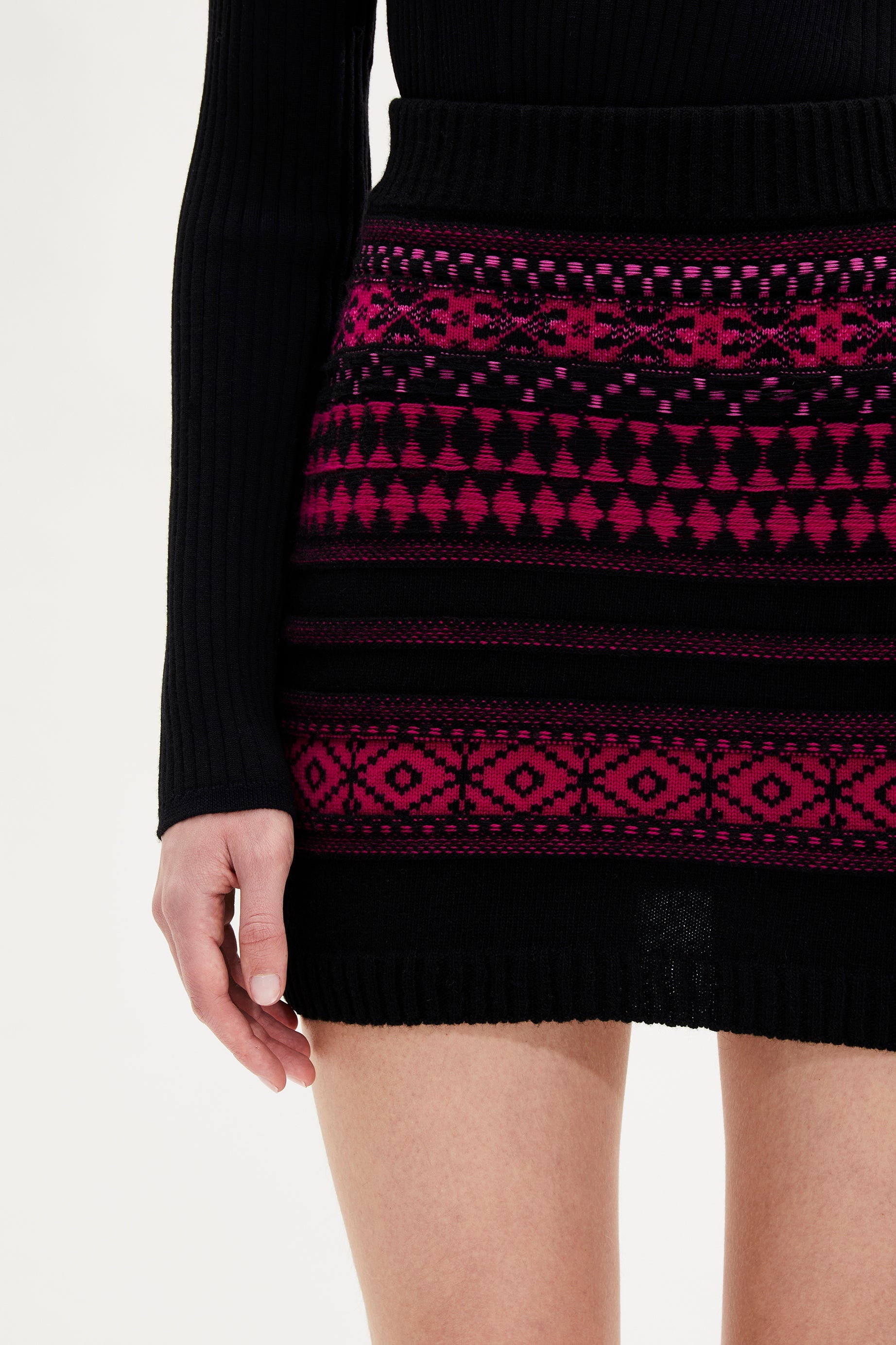 Jupe mini tricot jacquard en laine - Fuchsia