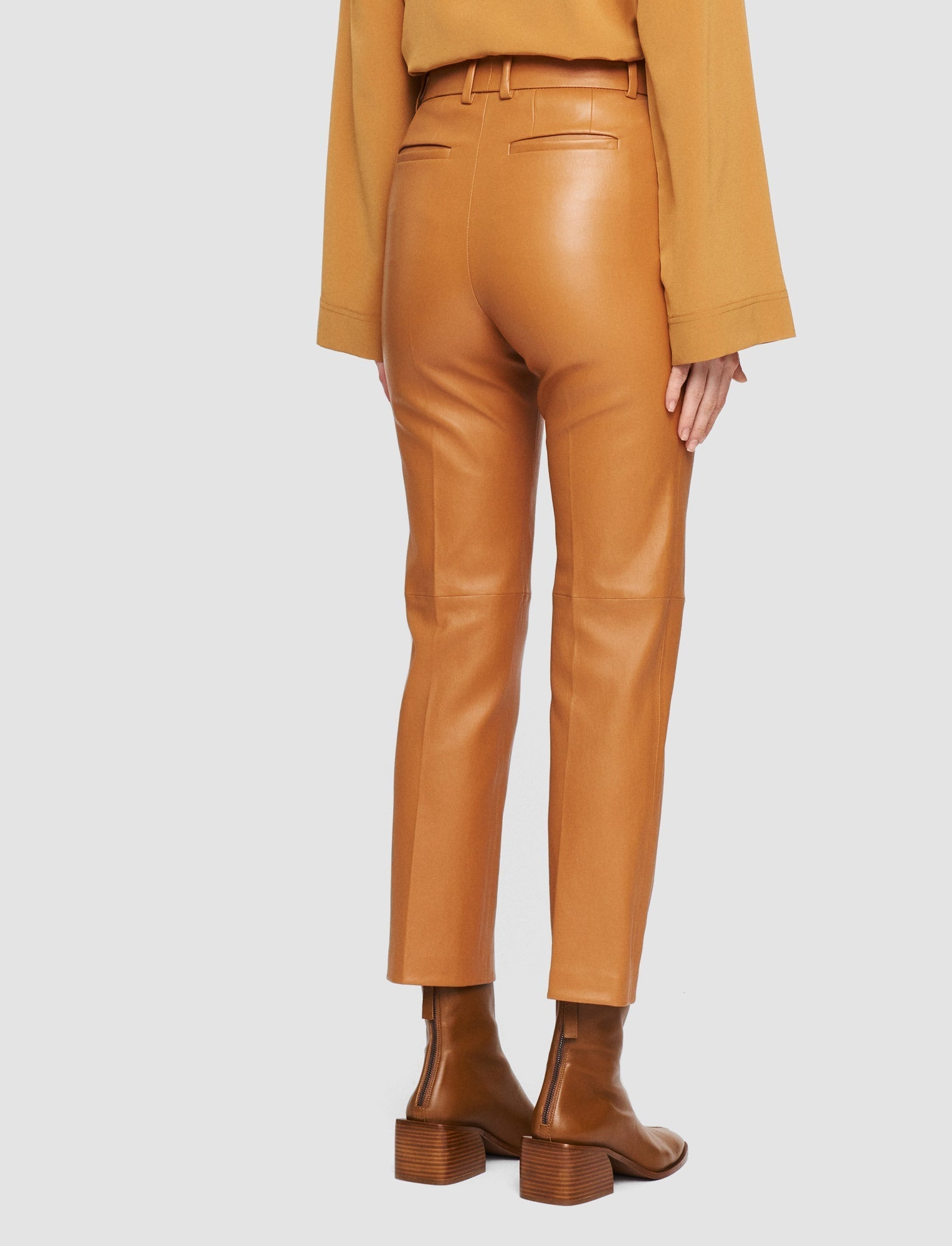 DJV /  4qty / 390€ / 3-3 / ST100%   Coleman-Pant-Leather Stretch