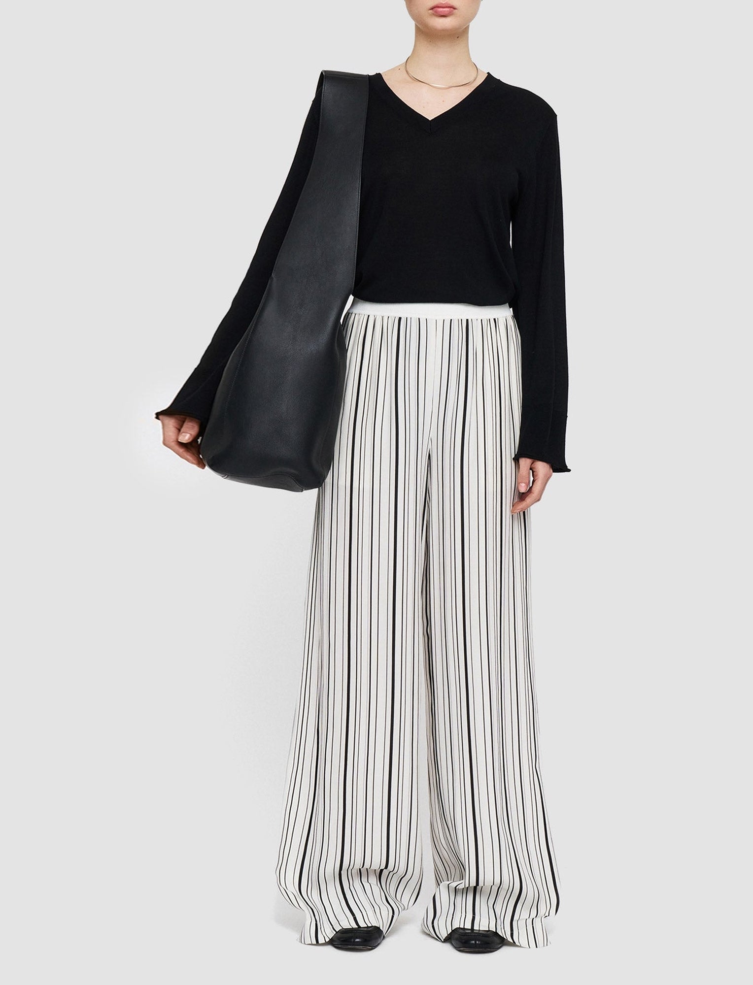 DJV /  4qty / 120€ / 34-5 / ST15%   Hulin-Pant-Silk Animation