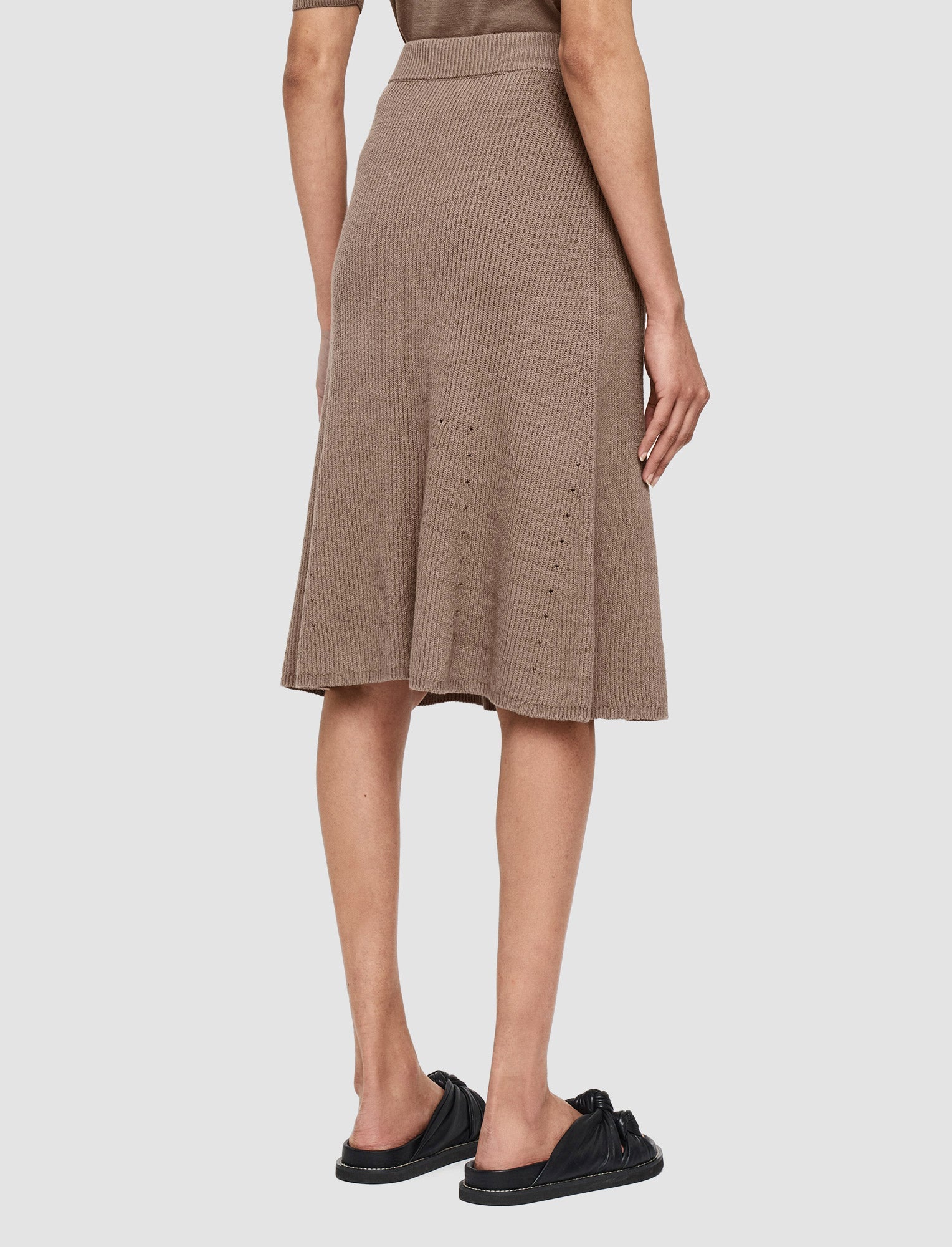 DJV /  3qty / 120€ / 5-1 / ST20%   Skirt-Linen Blend