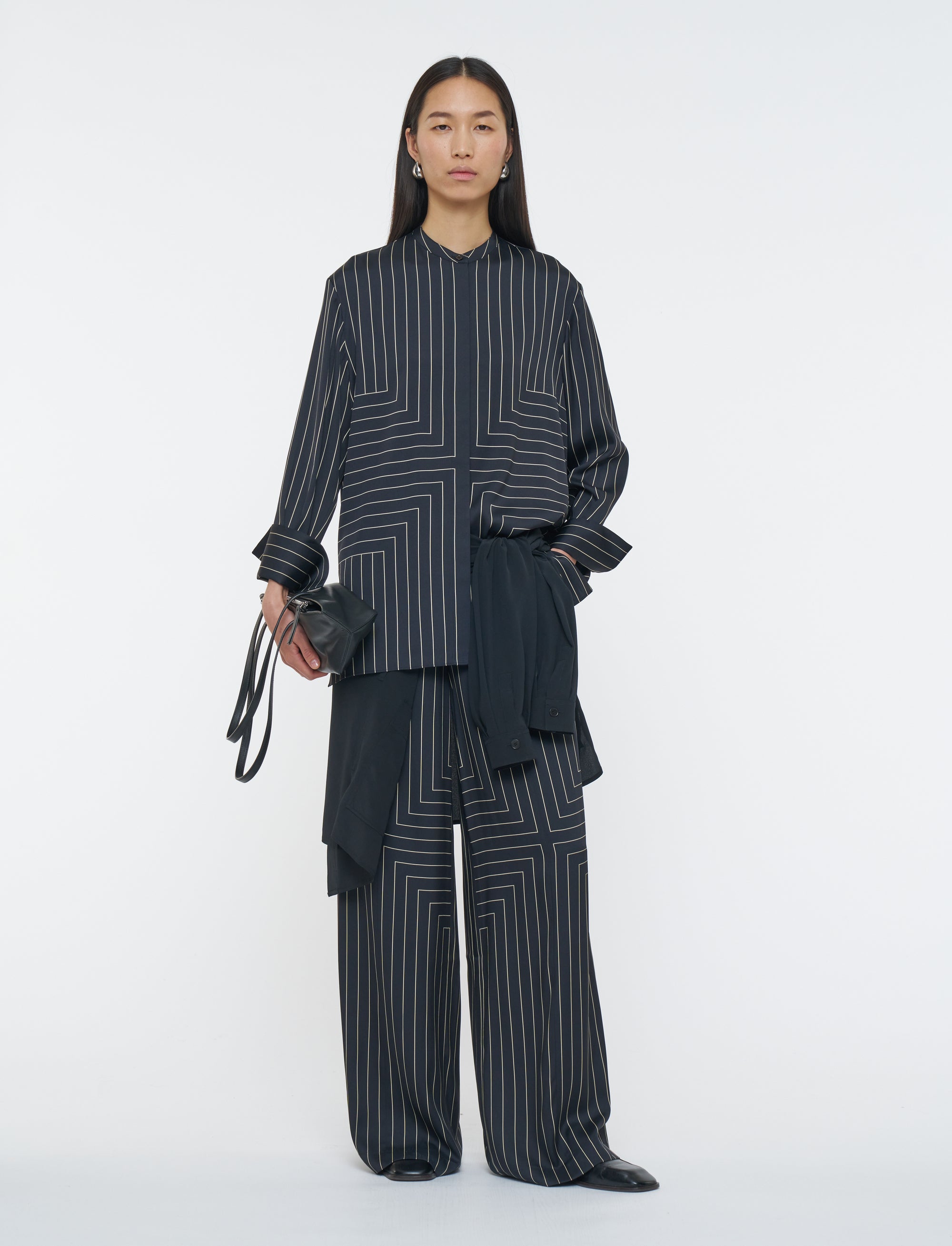 NEW / 13qty   Athena-Blouse-Geometric Anim
