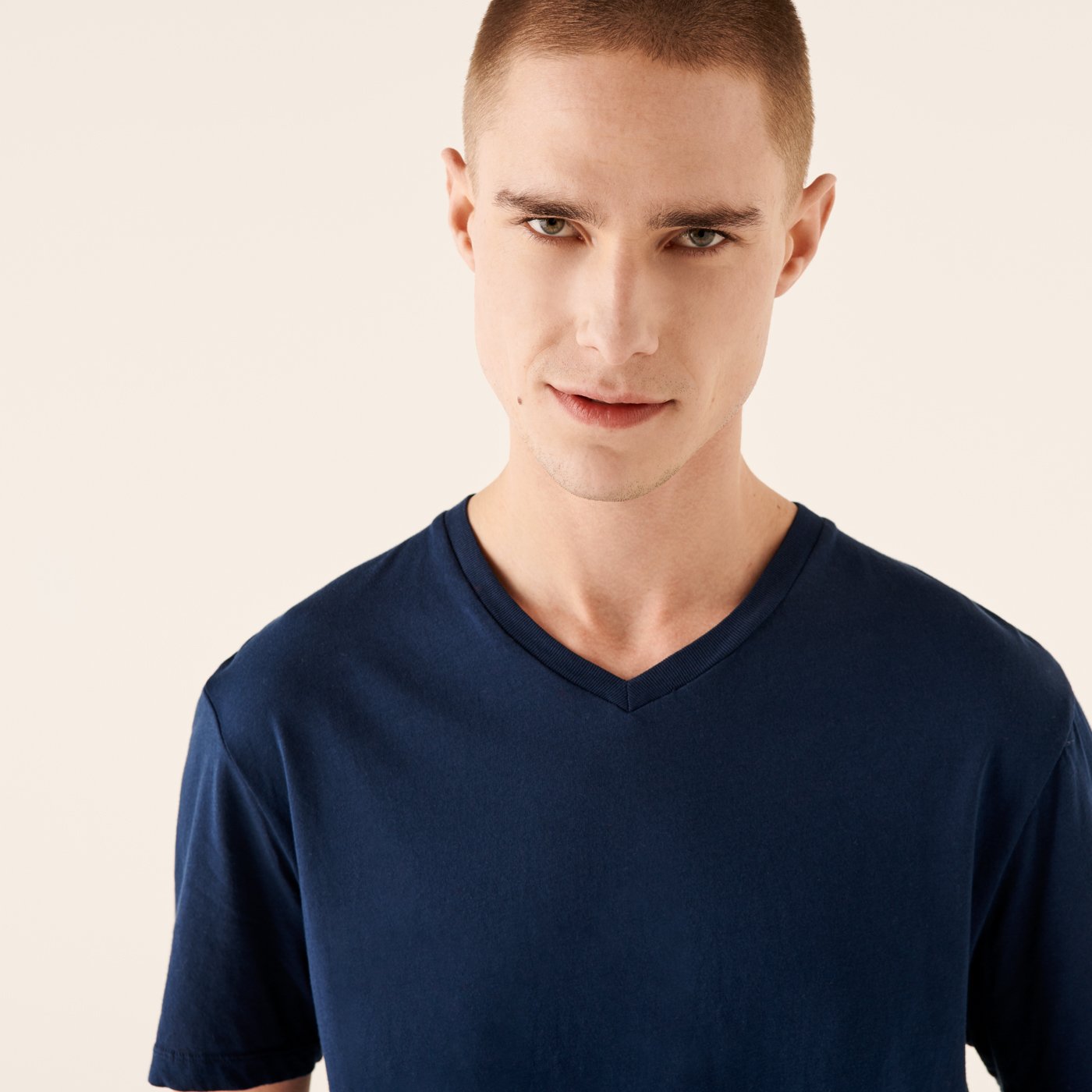 T-shirt droit à col V - Indigo-Blue