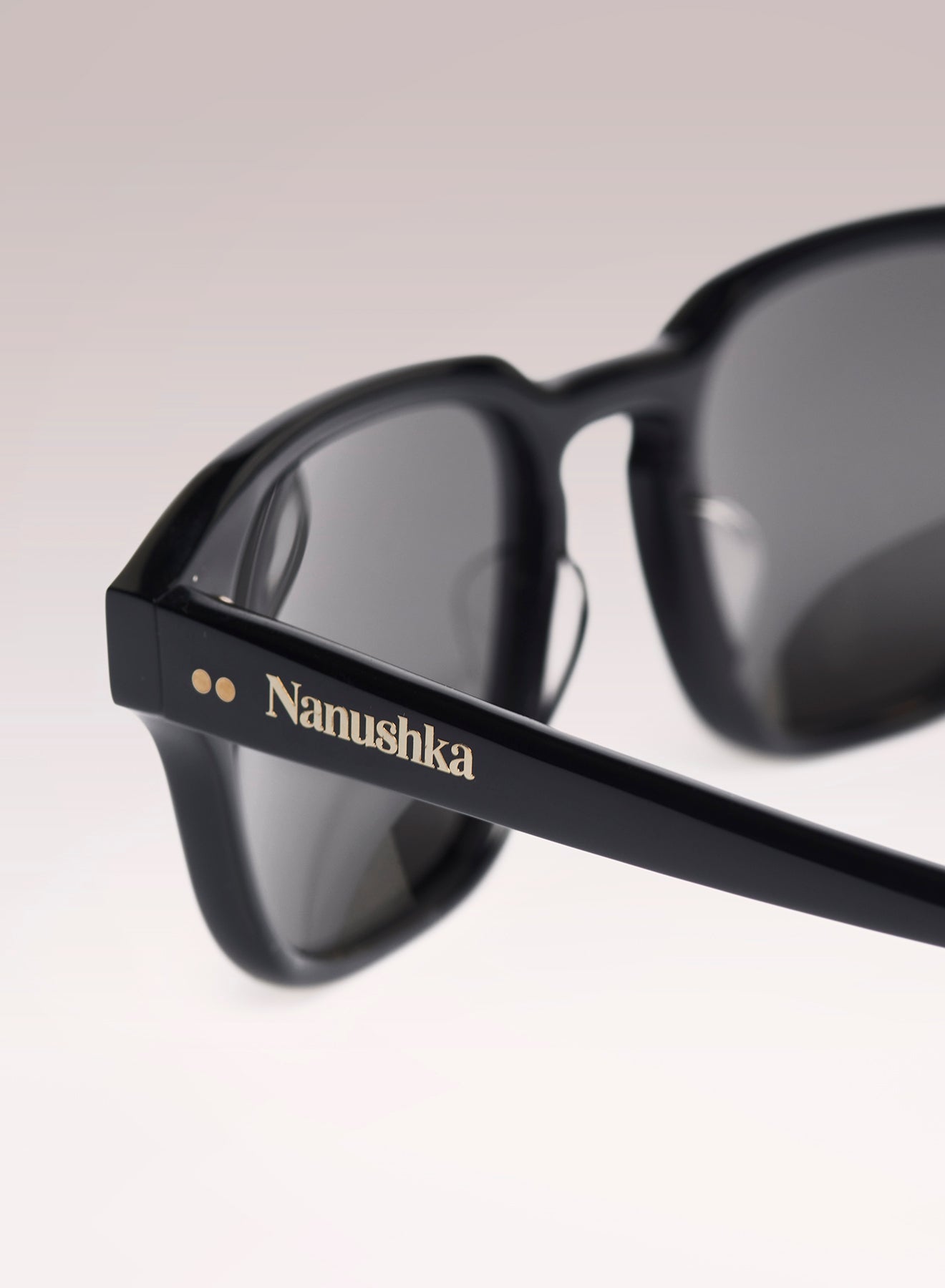 Lunettes de soleil Aiza carrées - Black