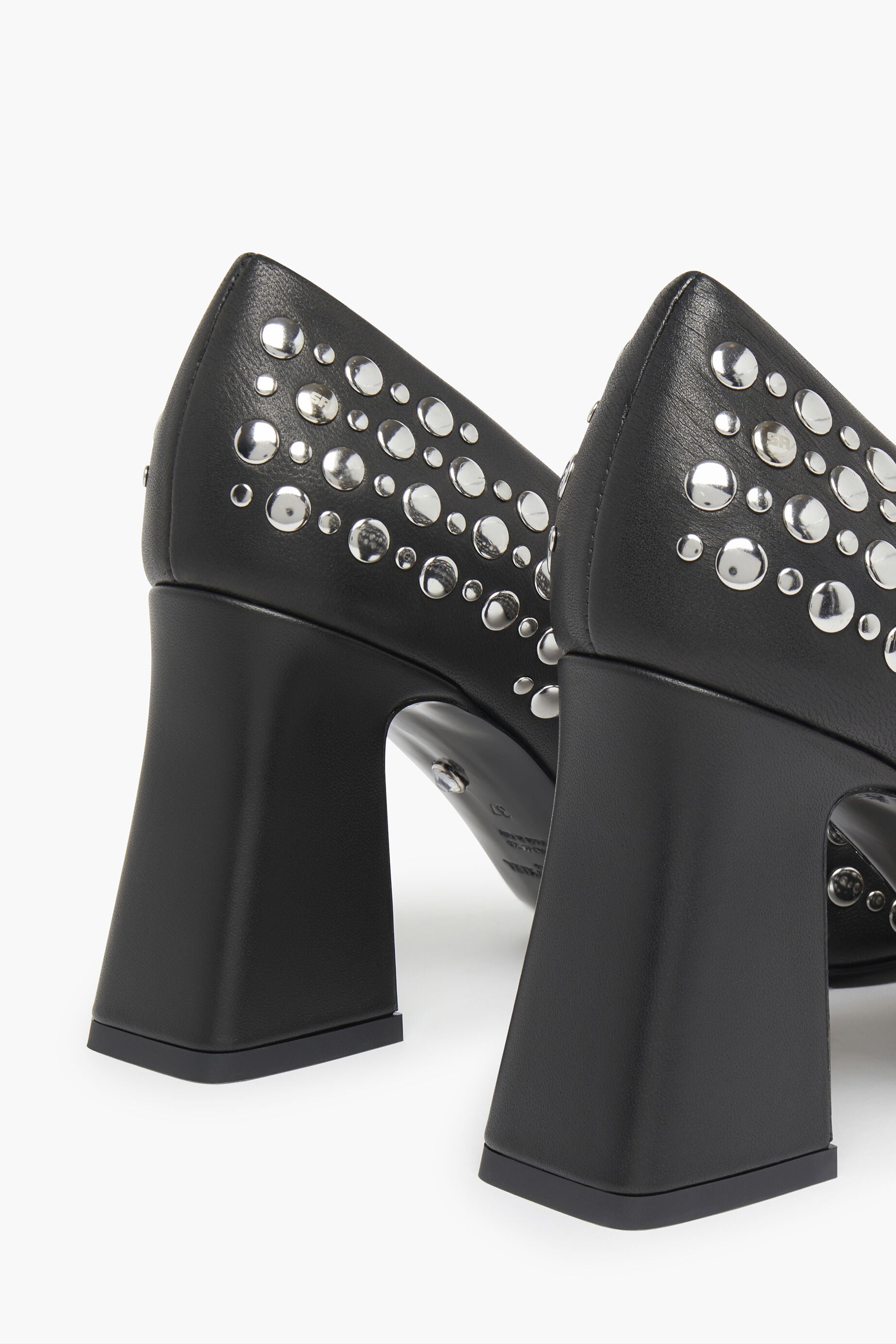 Escarpins ornés de clous ronds en cuir - Noir