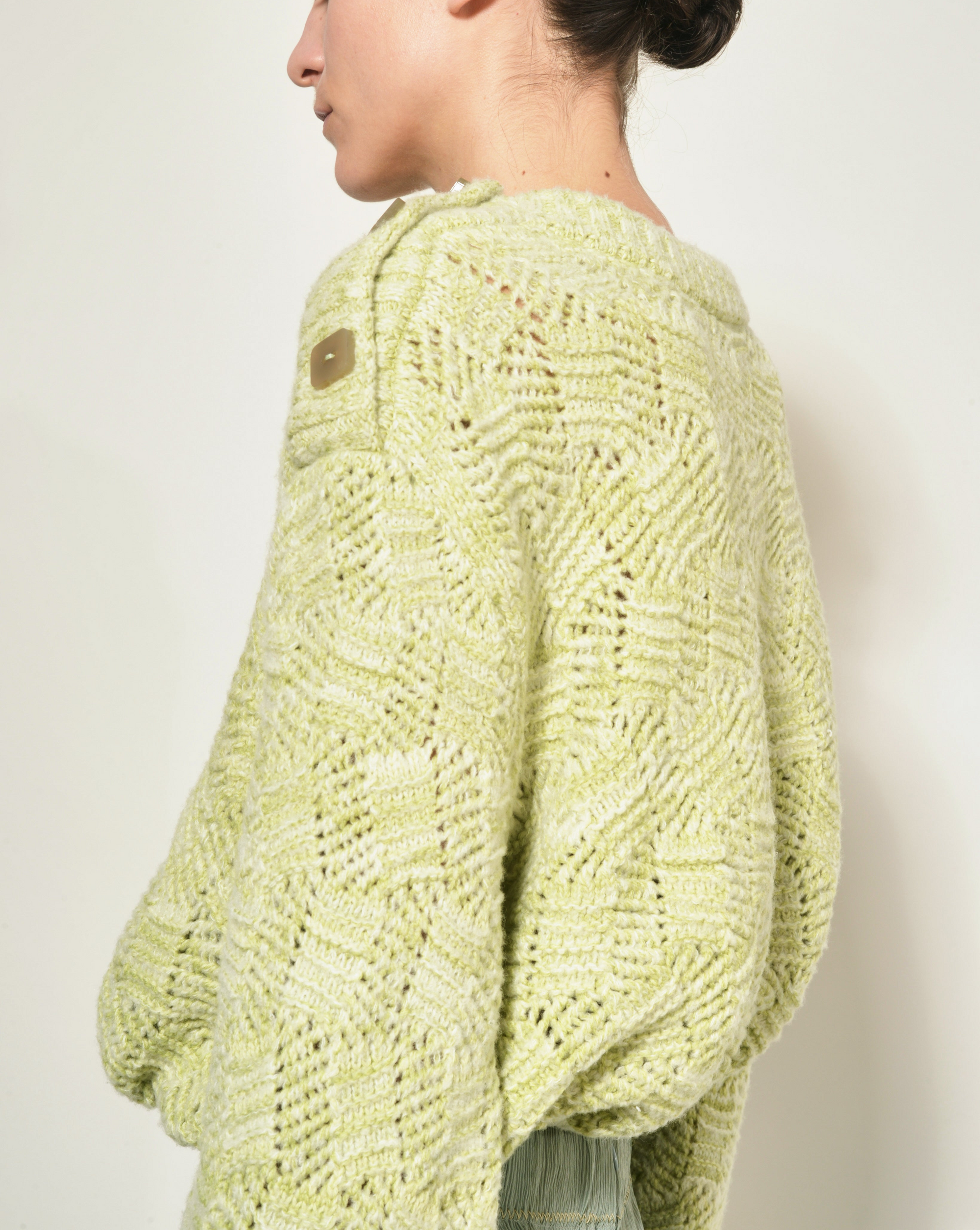 Pull col V en maille ajourée - Sauge