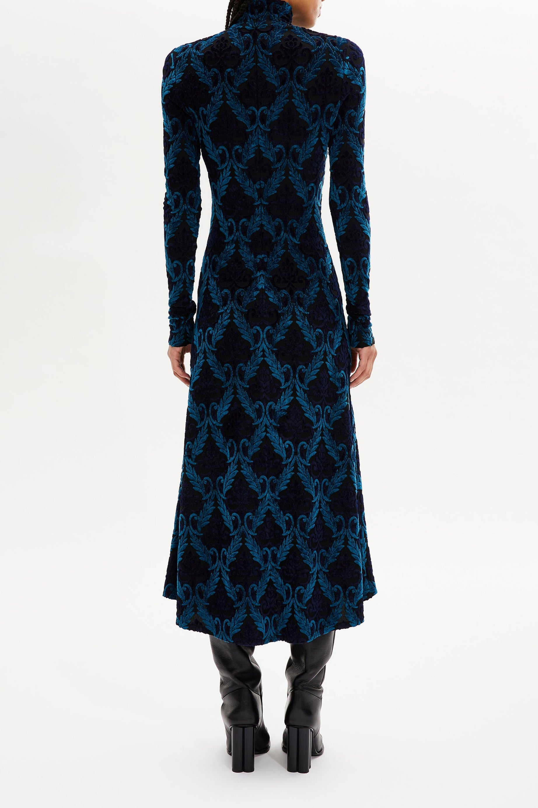 Robe midi manches longues cintrée à motifs baroques - Bleu