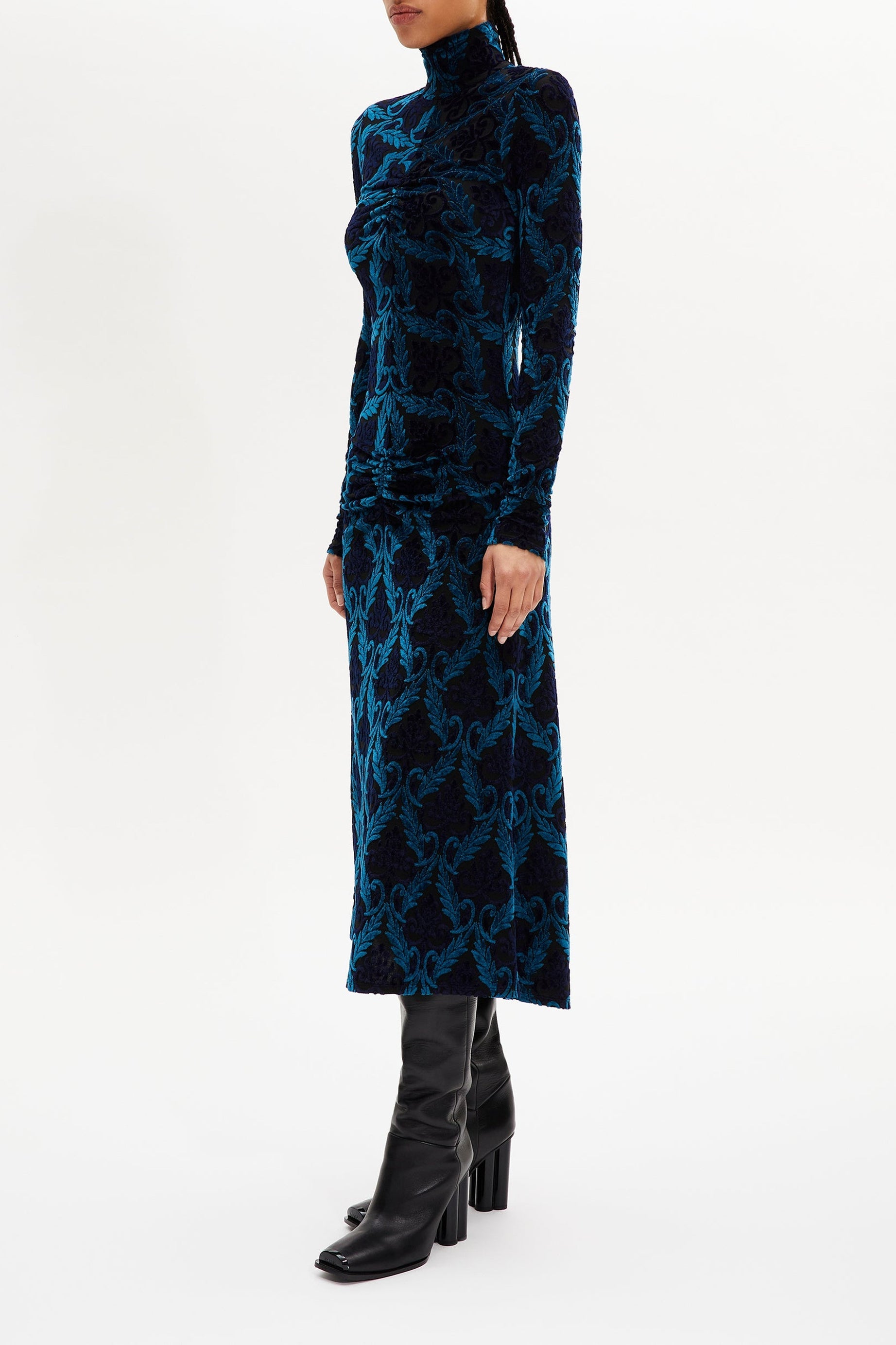 Robe midi manches longues cintrée à motifs baroques - Bleu