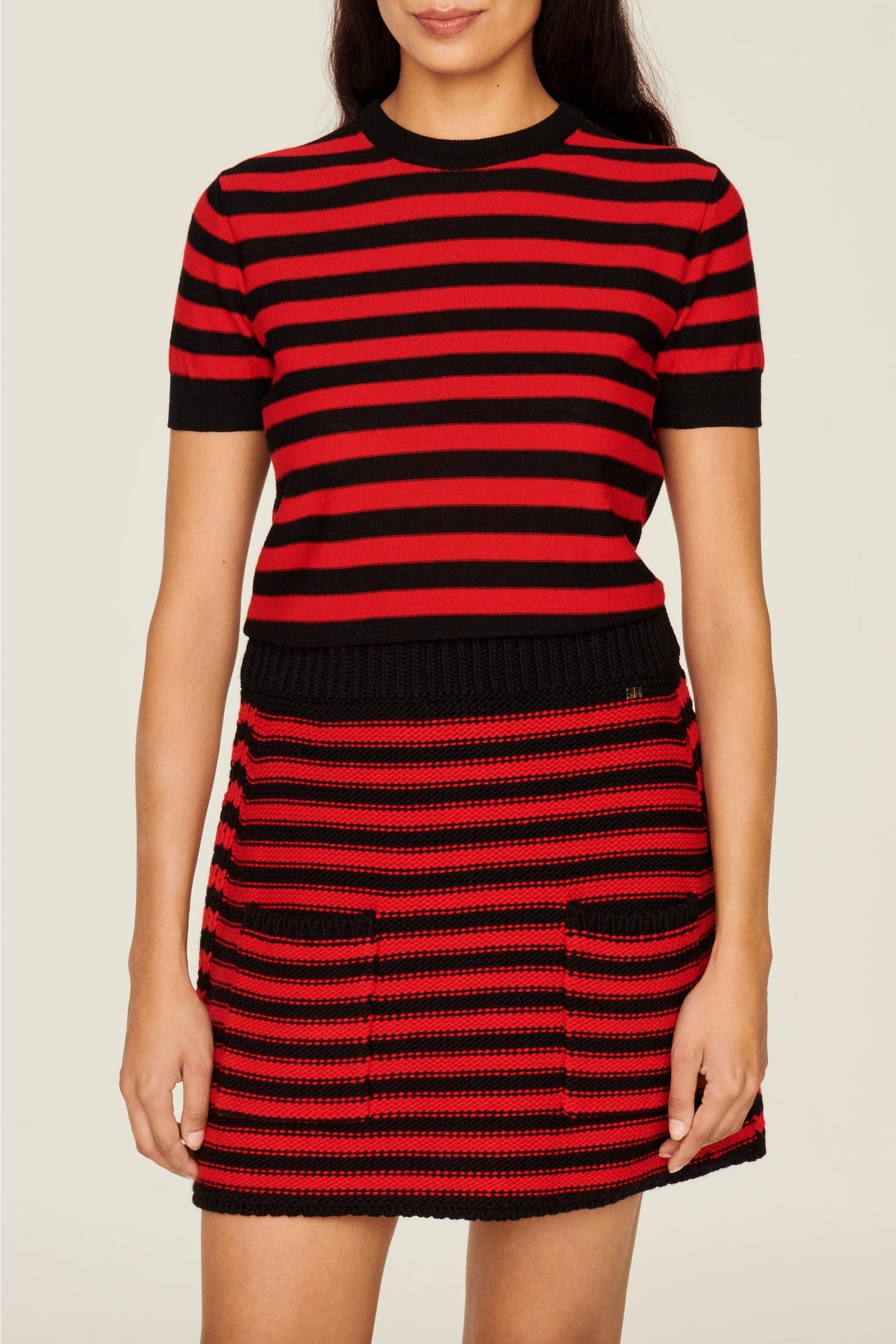 Mini-jupe à poches en laine - Noir & Rouge