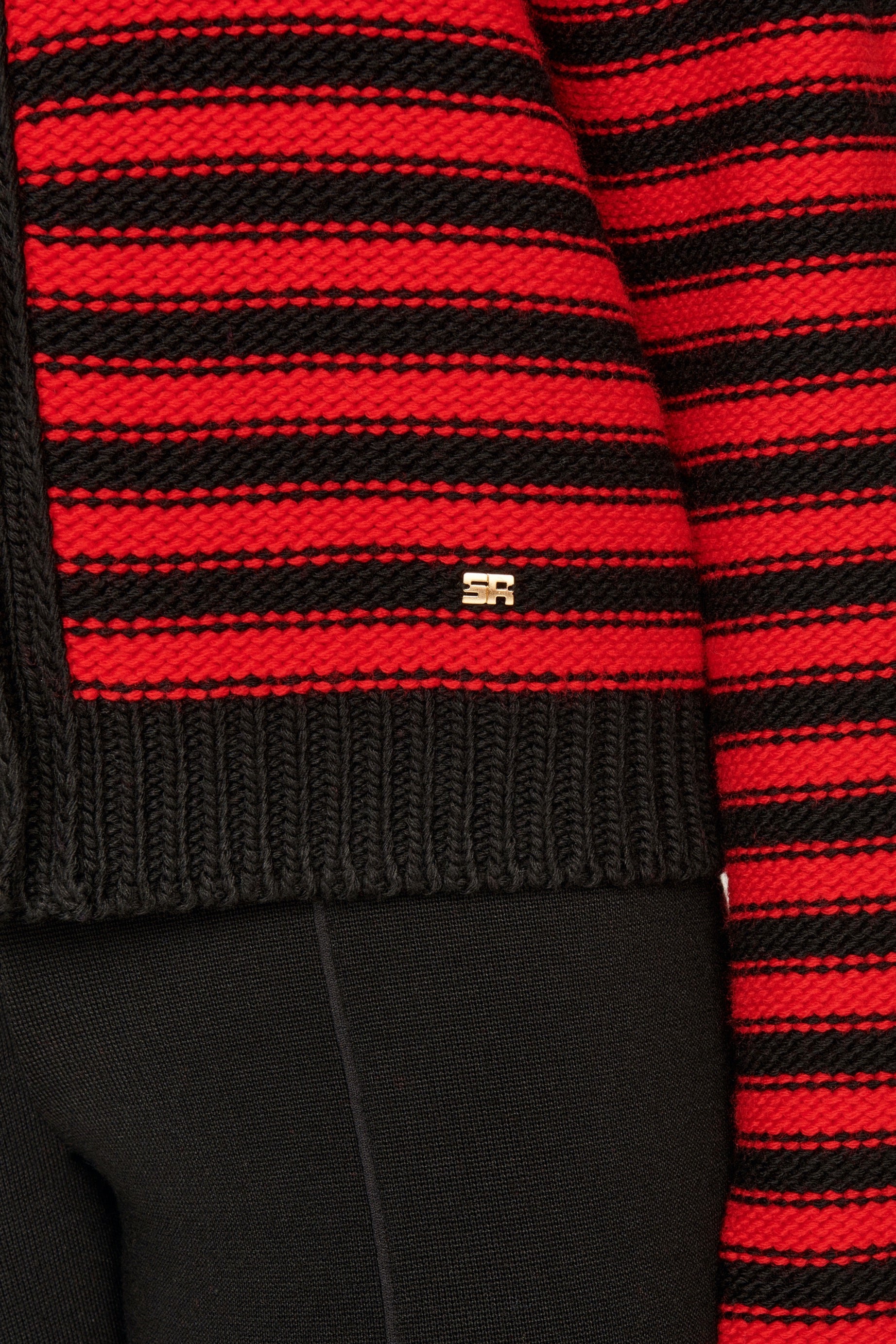 Cardigan en laine - Noir & Rouge
