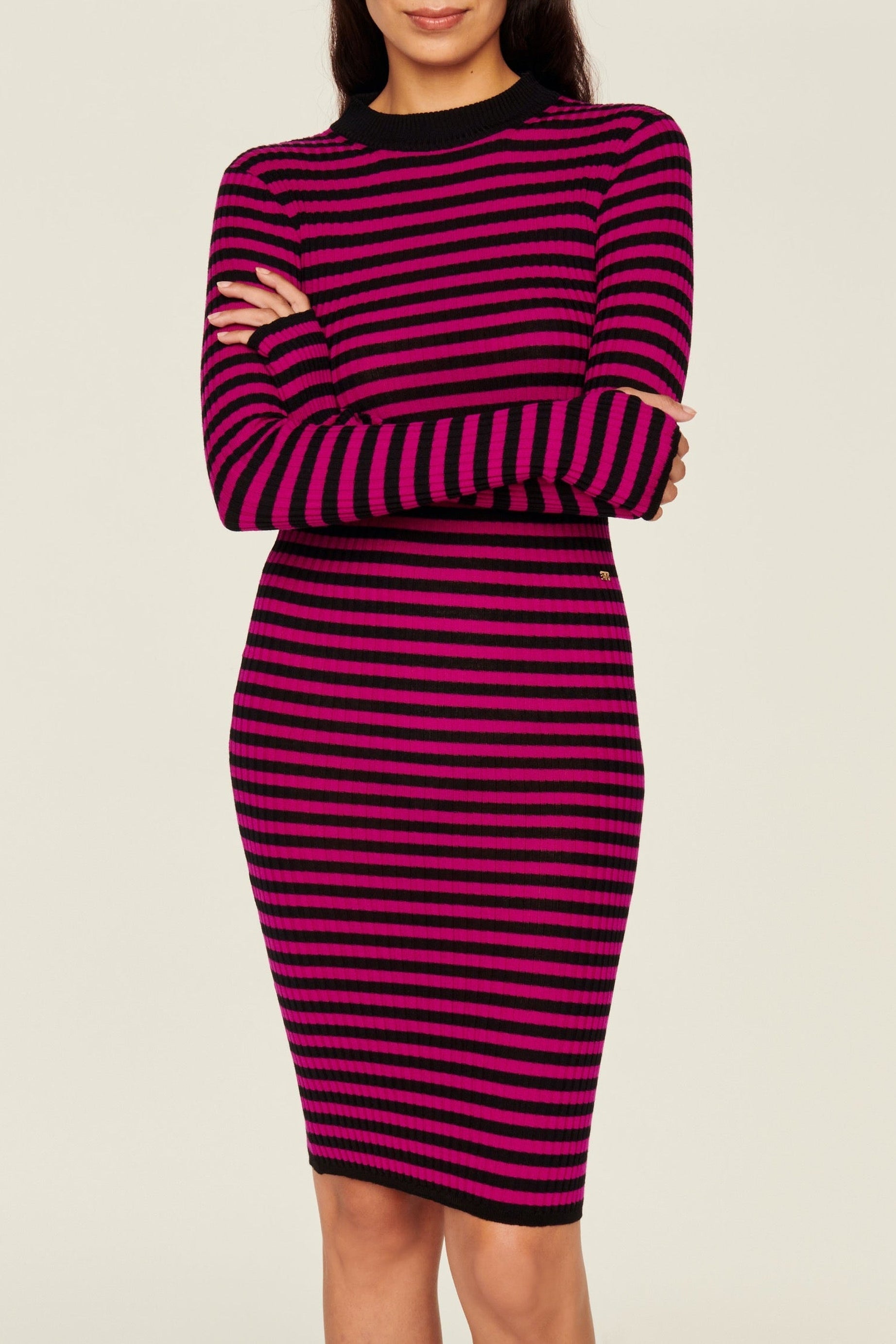 Robe moulante en laine - Noir & Fuchsia