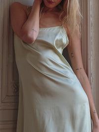 Robe longue midi Les intemporels en soie - Amande