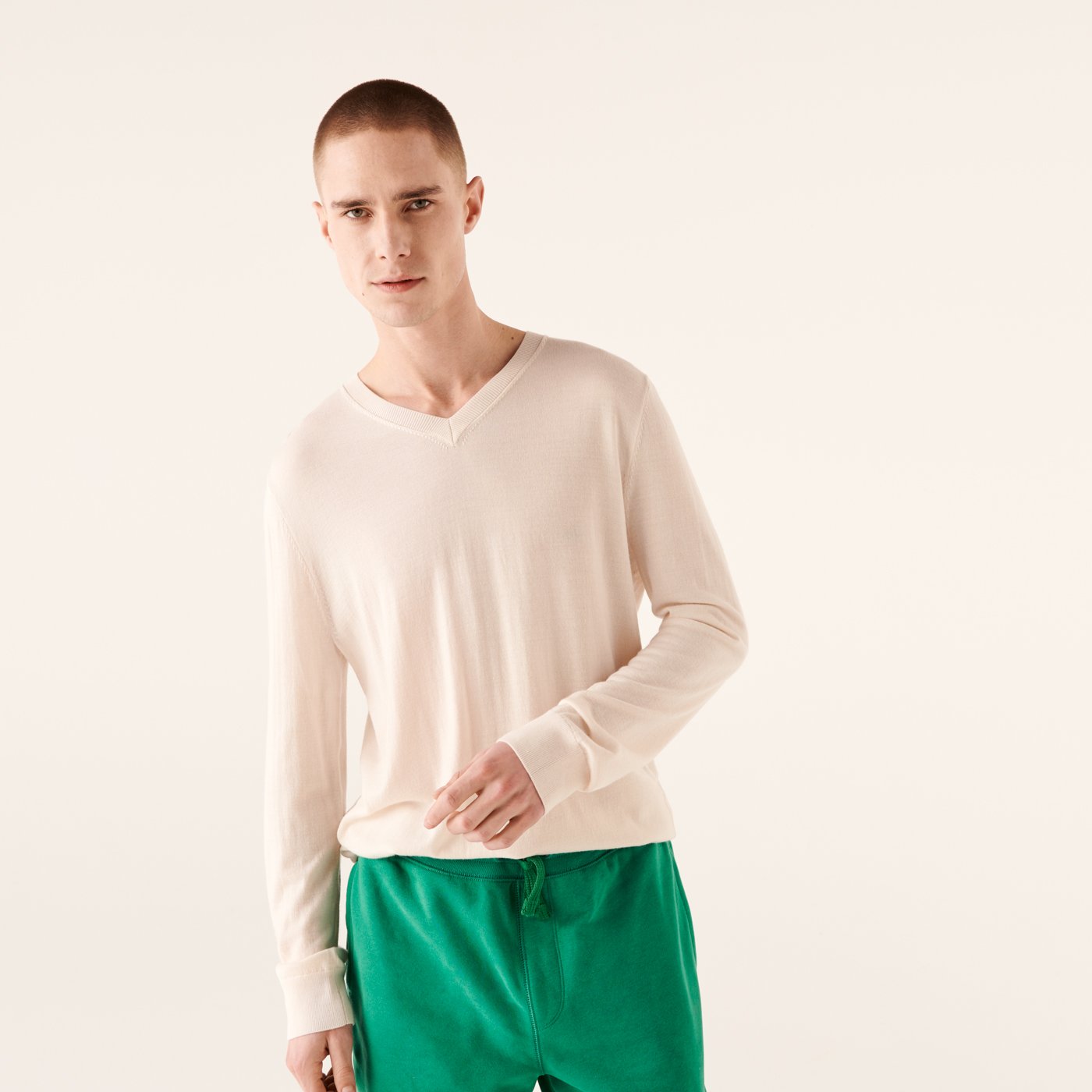 Pull à col V en laine superfine - Ecru
