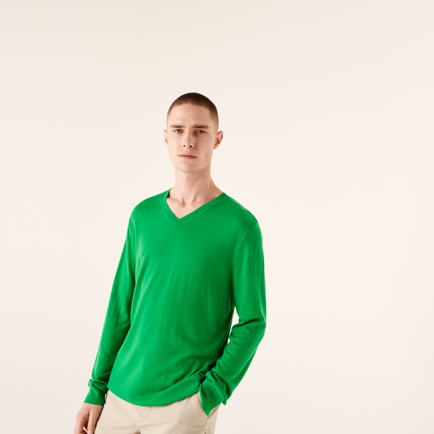 Pull à col V en laine superfine - Summer Green
