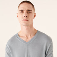 Pull à col V en laine superfine - Cloud Blue