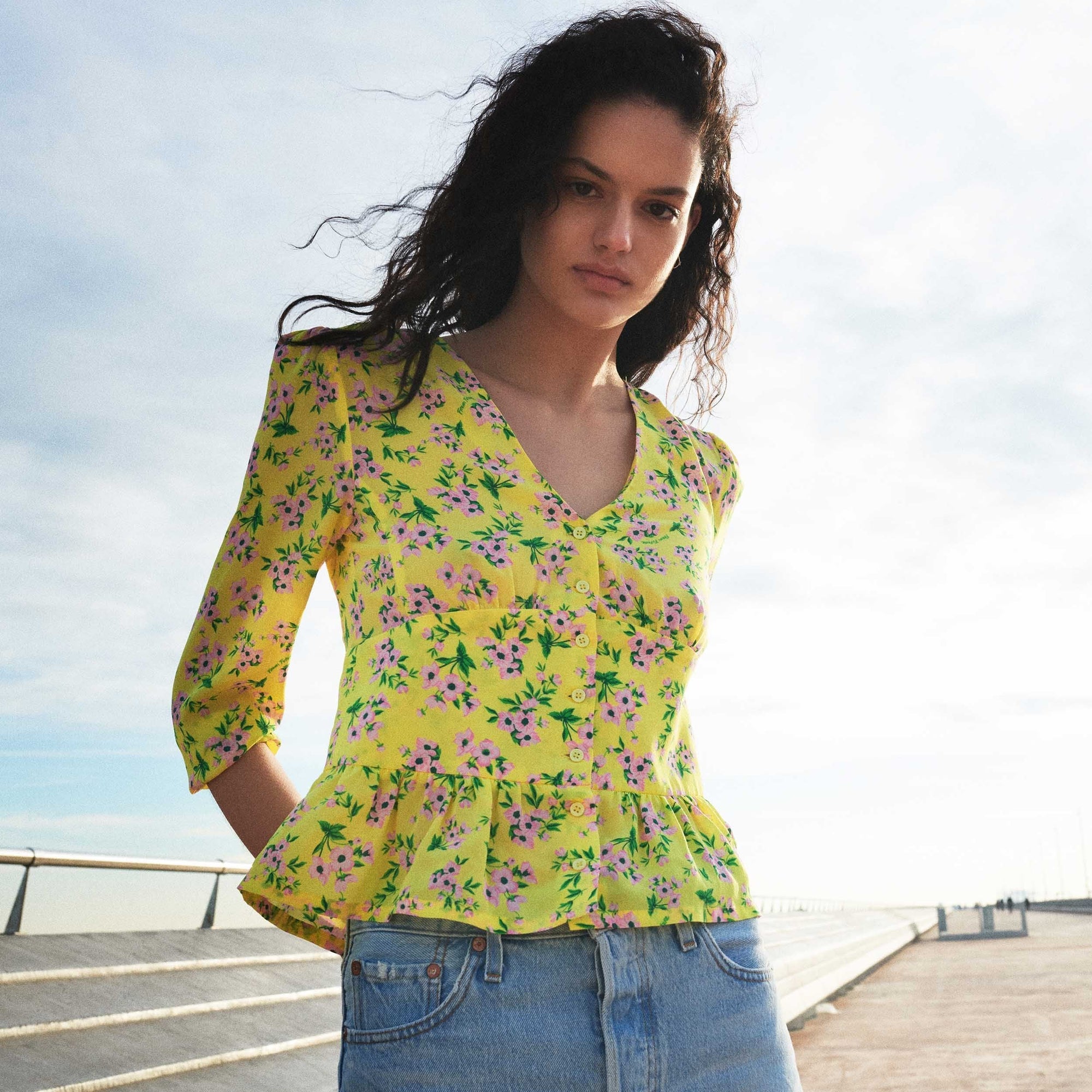 Blouse à volants en soie - Yellow Bouquet