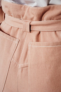 Pantalon carotte avec ceinture à nouer en denim - Vieux Rose