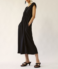Robe à épaulettes froncée en crêpe de soie - Noir
