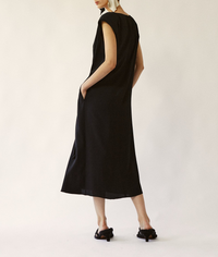 Robe à épaulettes froncée en crêpe de soie - Noir