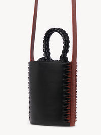 Mini sac seau Louela en cuir - Black