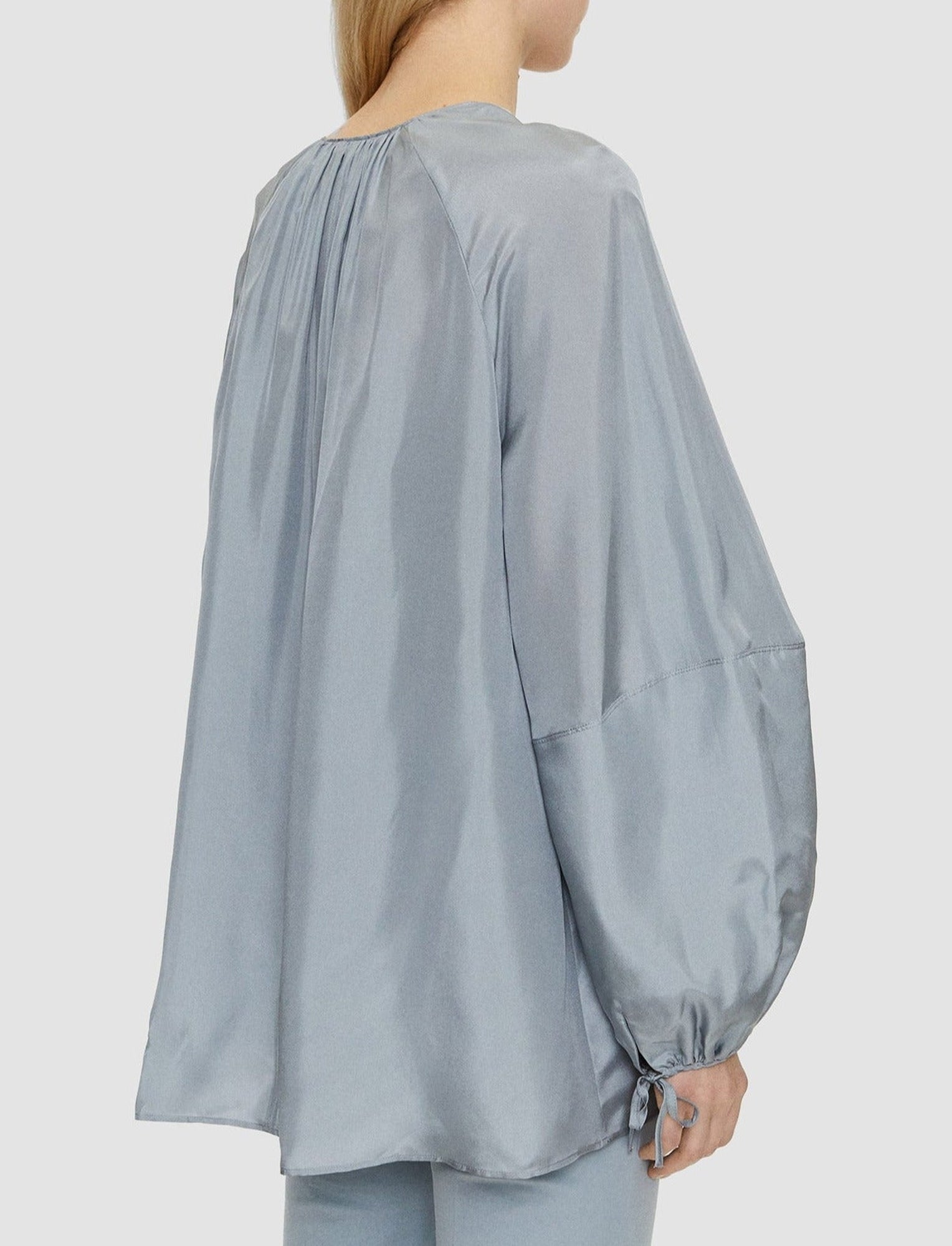 DJV /  1qty / 95€ / 7-3 / ST43%   Bramwell-Blouse-Habotai