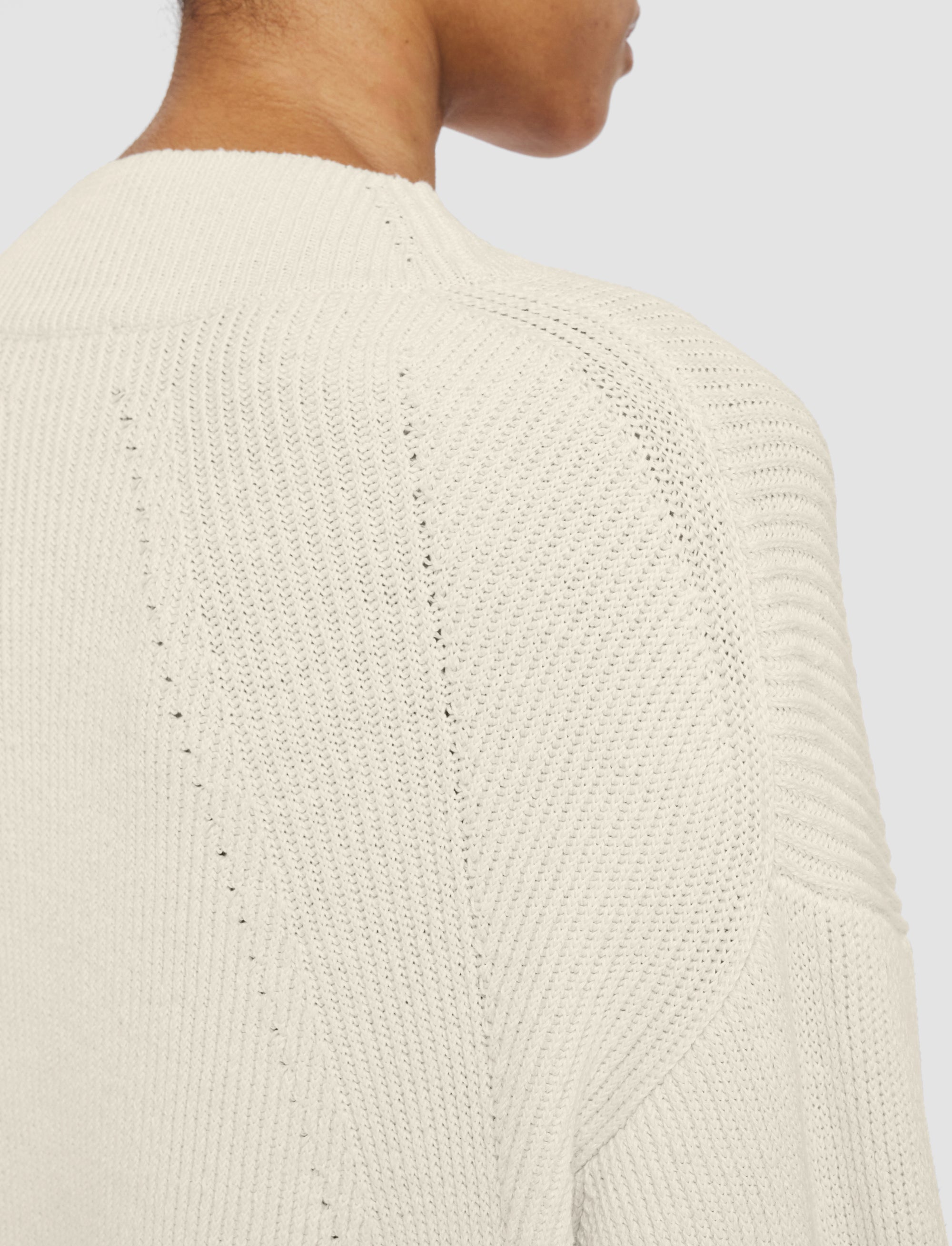 NEW / 7qty   V Nk Ls-Linen Blend