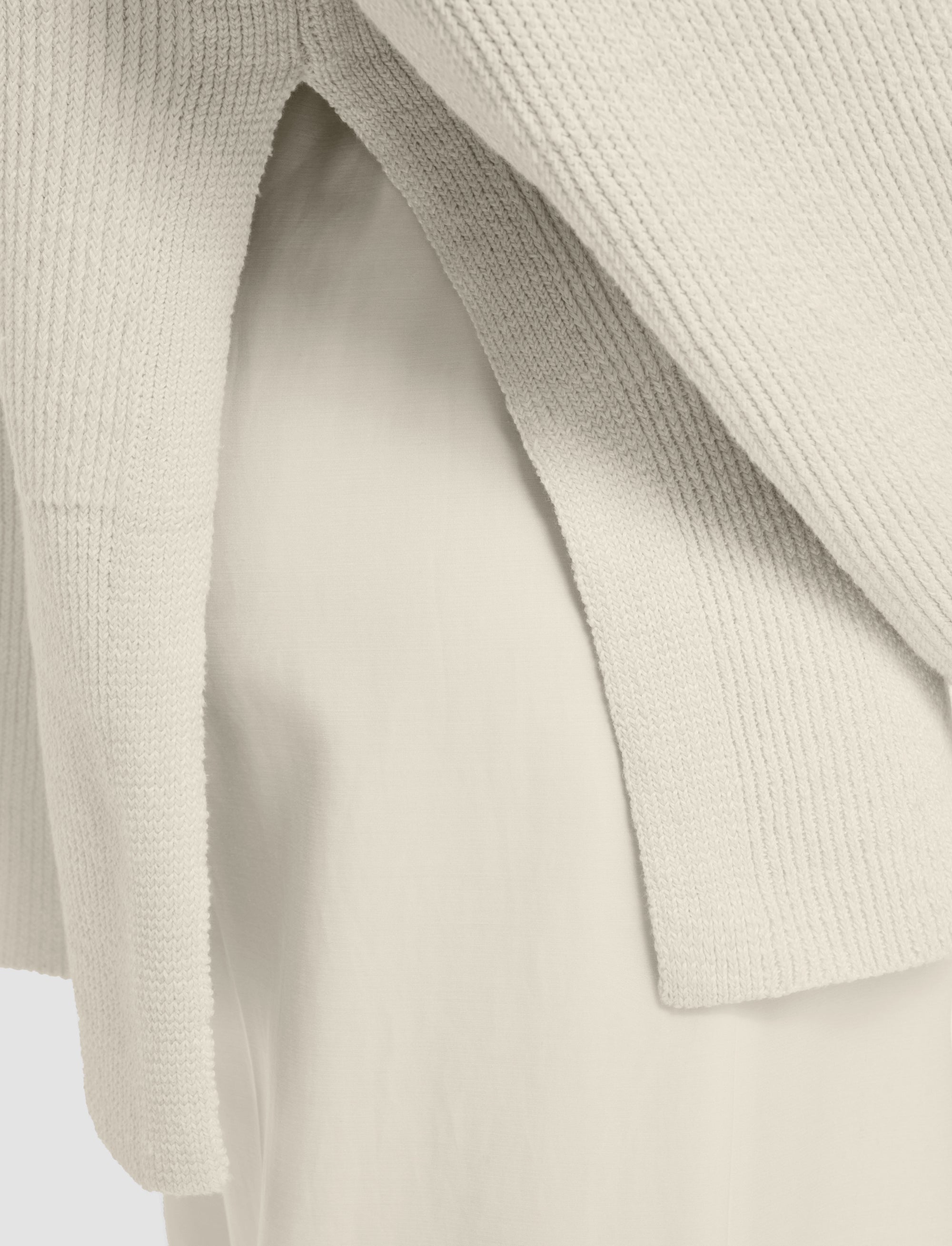 NEW / 7qty   V Nk Ls-Linen Blend