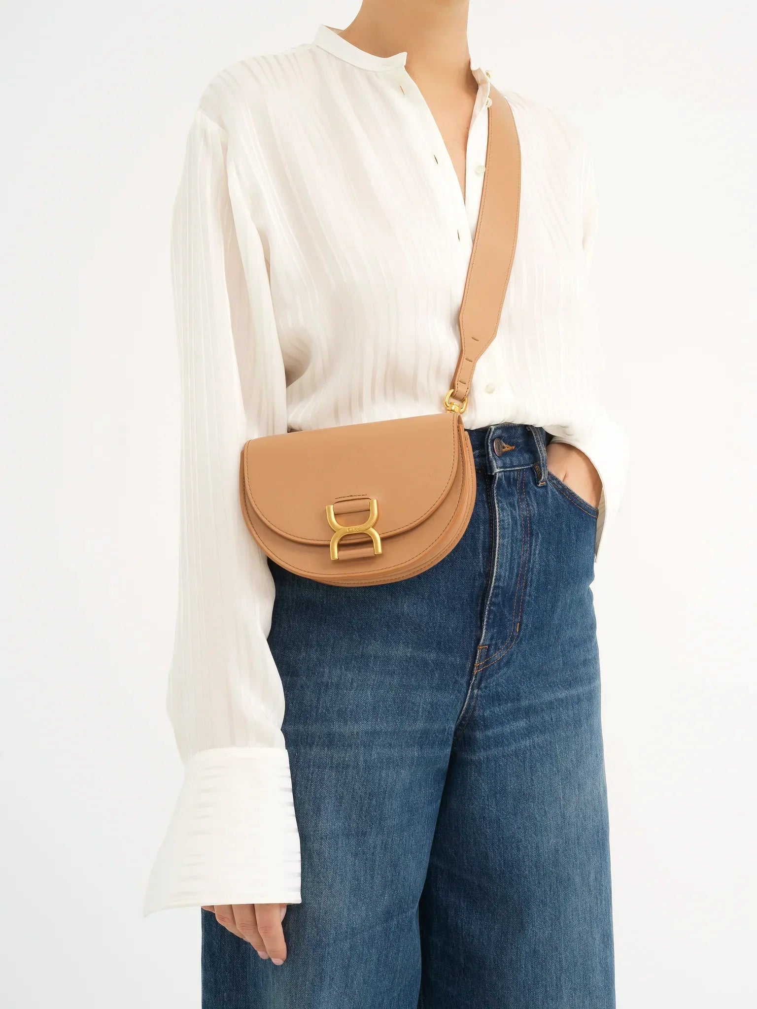 Mini sac demi-lune Marcie en cuir - Noir